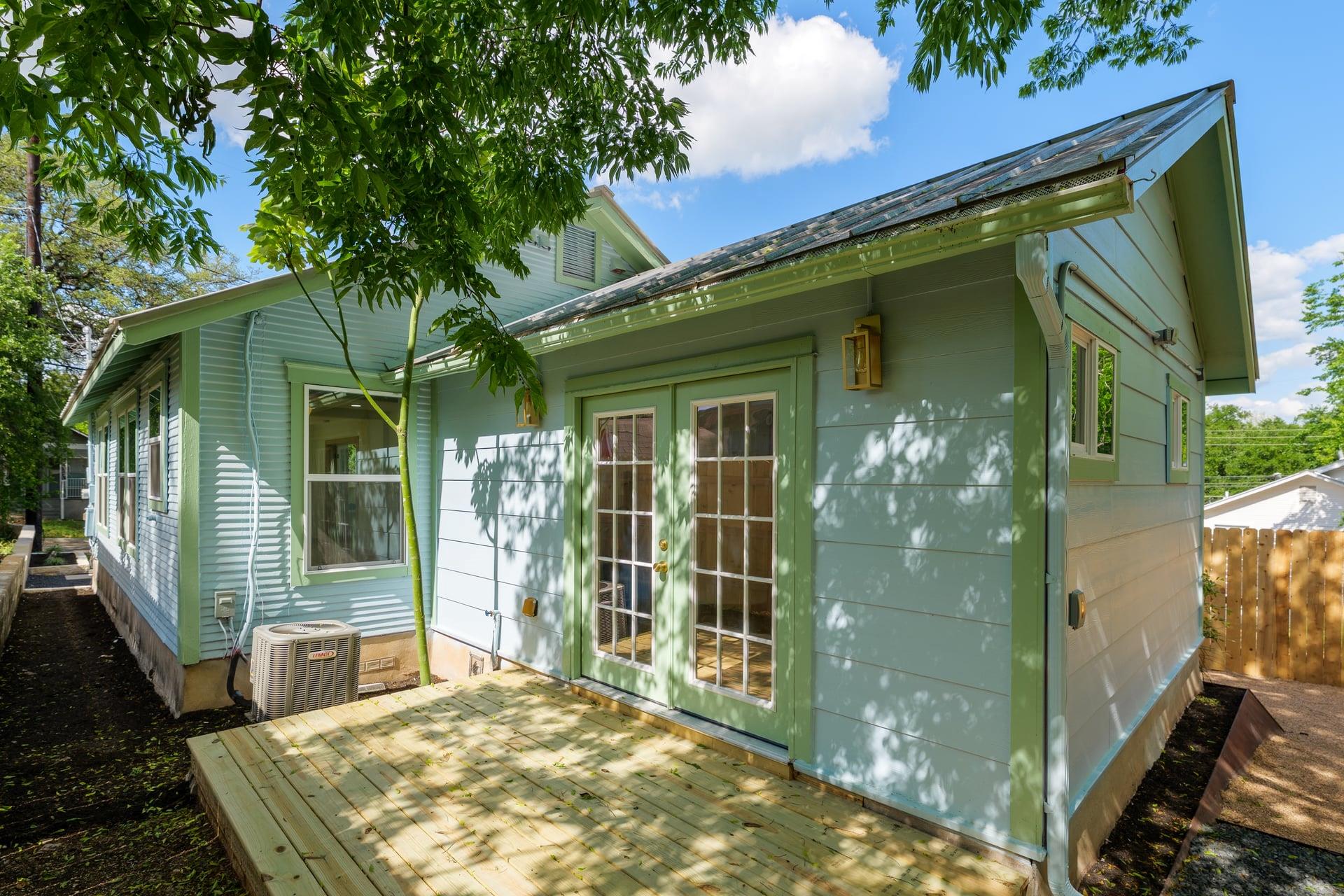 1905 E 21 St, Austin, TX 78722