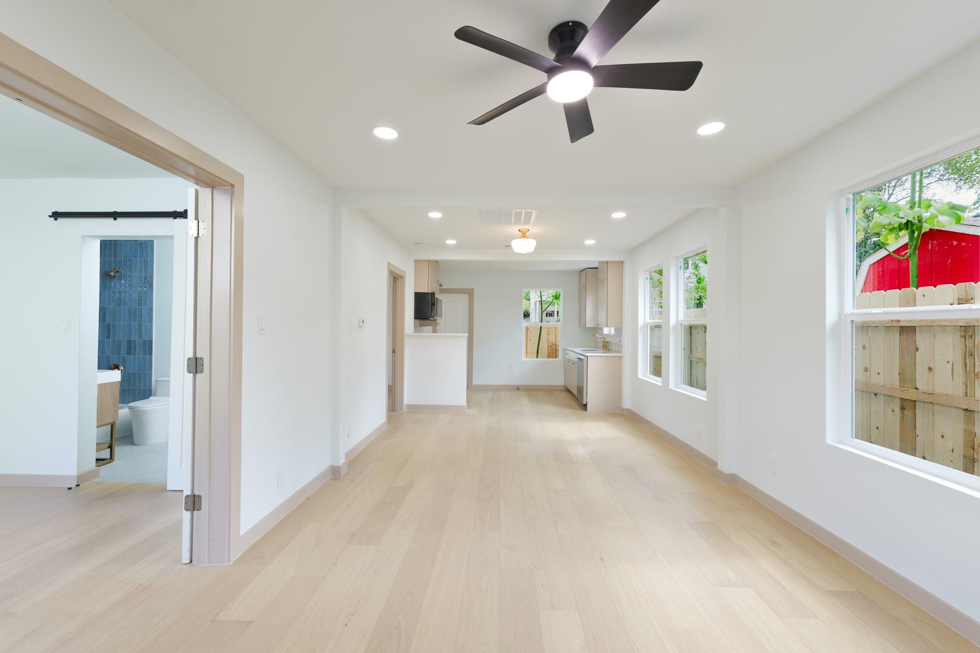 1905 E 21 St, Austin, TX 78722