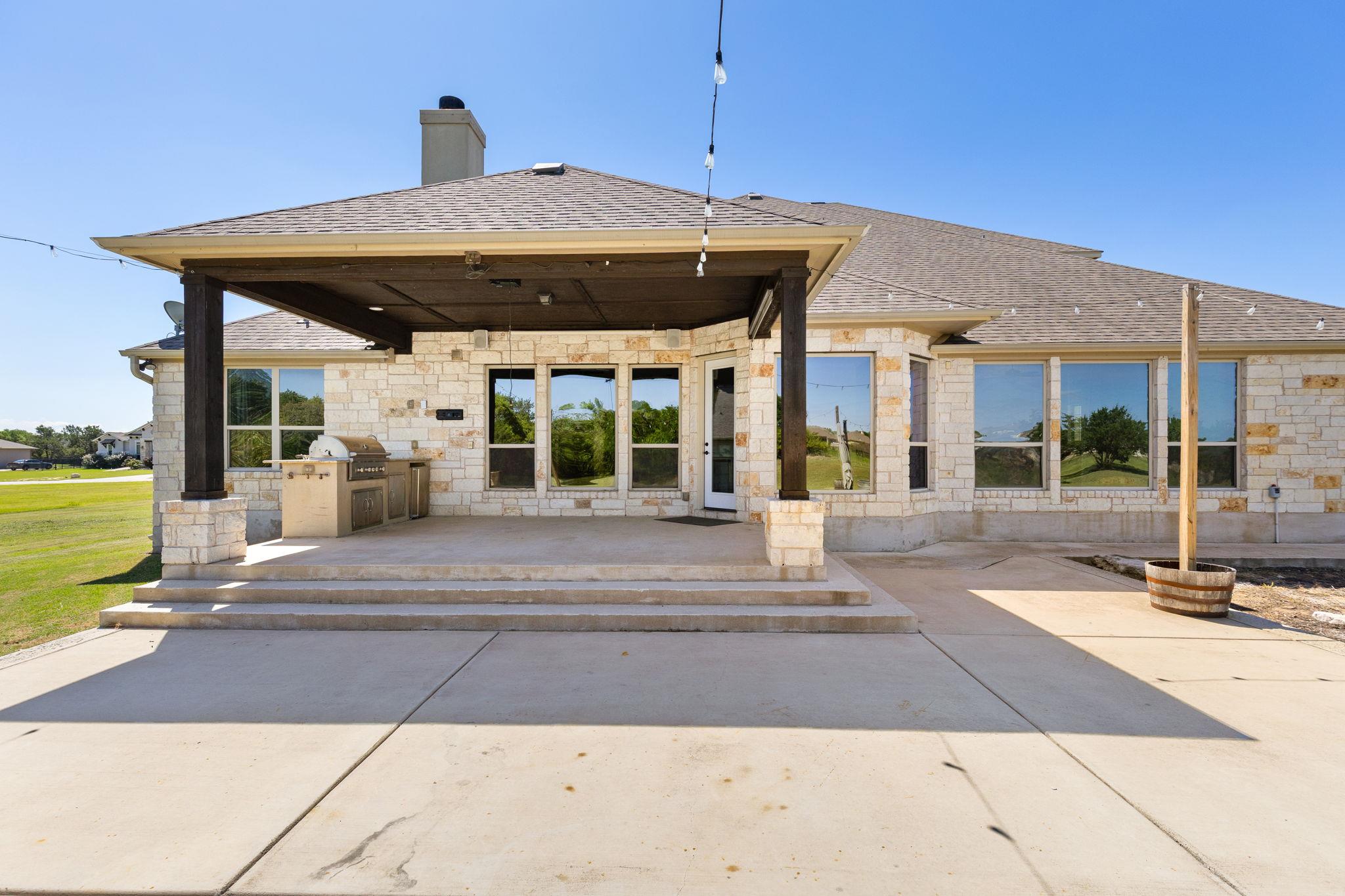 316 Bold Sundown, Liberty Hill, TX 78642