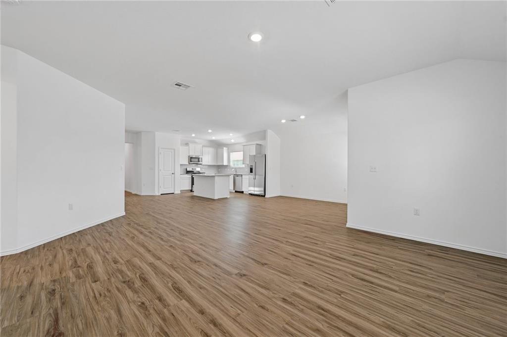 10725 Steinbeck Dr, Austin, TX 78747