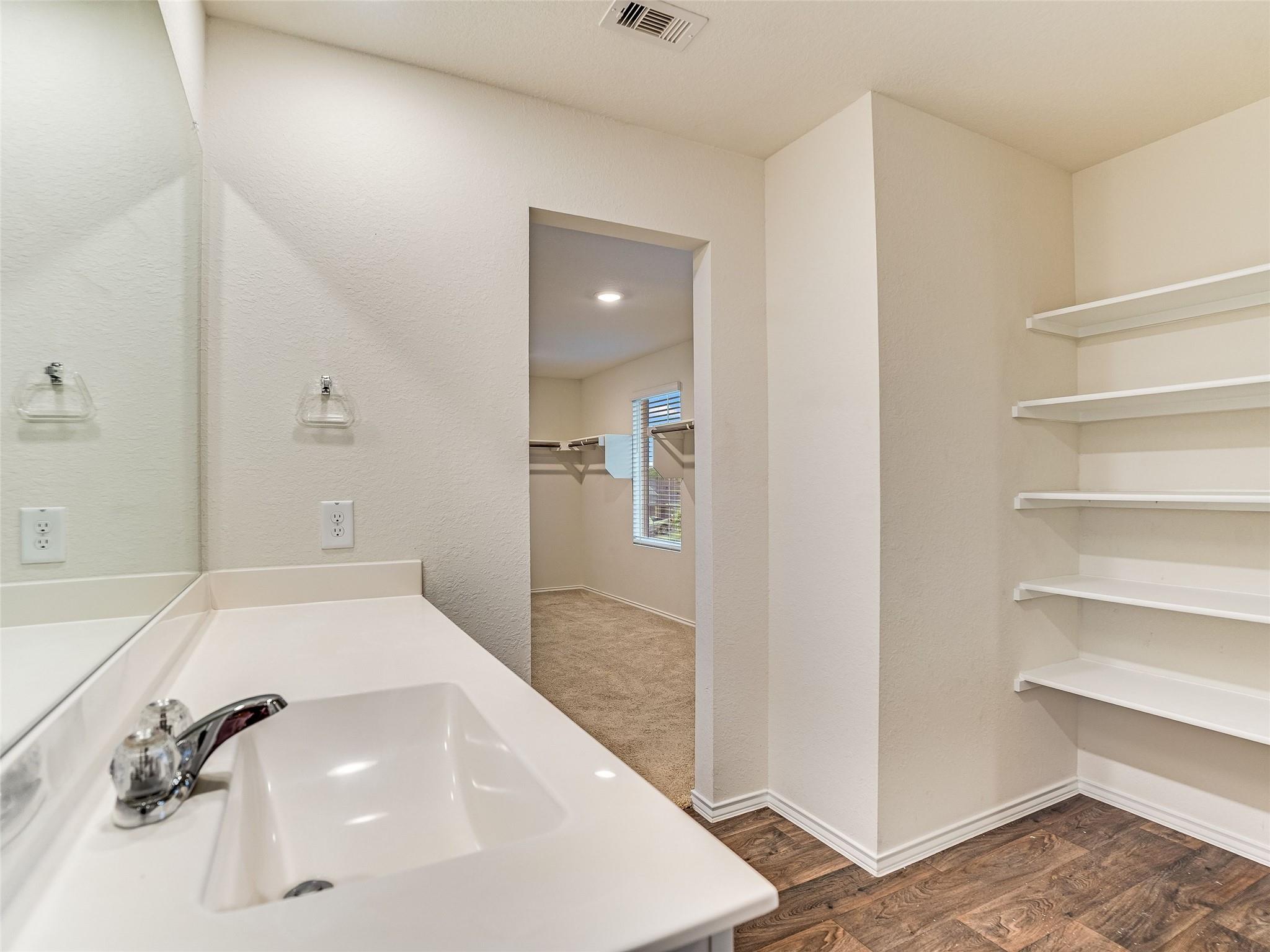 383 Sickle Loop, Kyle, TX 78640