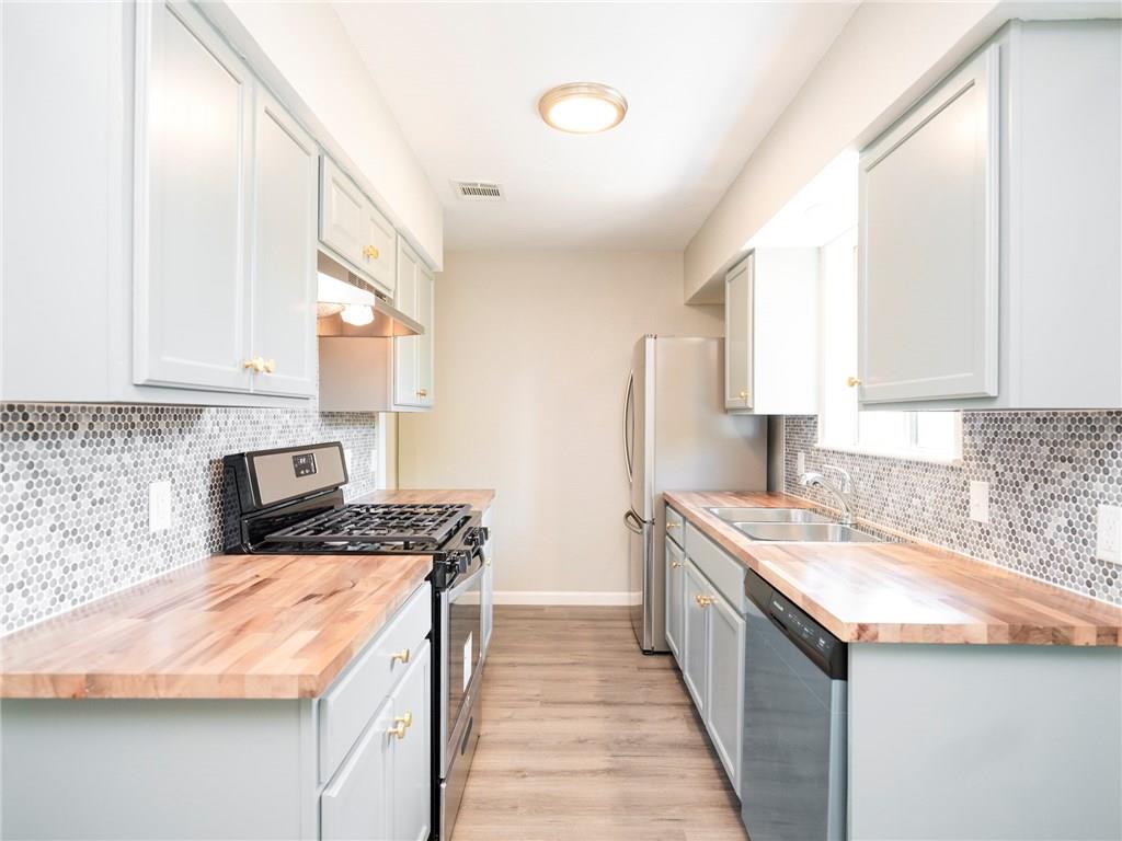 2524 Glen Springs Way # B, Austin, TX 78741