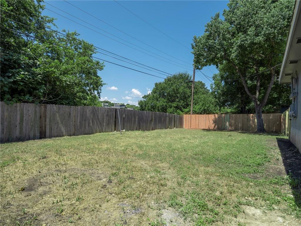 2524 Glen Springs Way # B, Austin, TX 78741