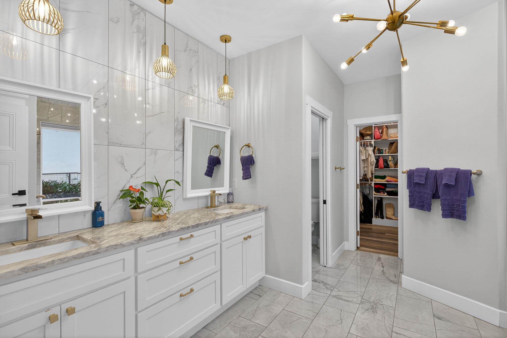 909 Belaire Dr, Granite Shoals, TX 78654