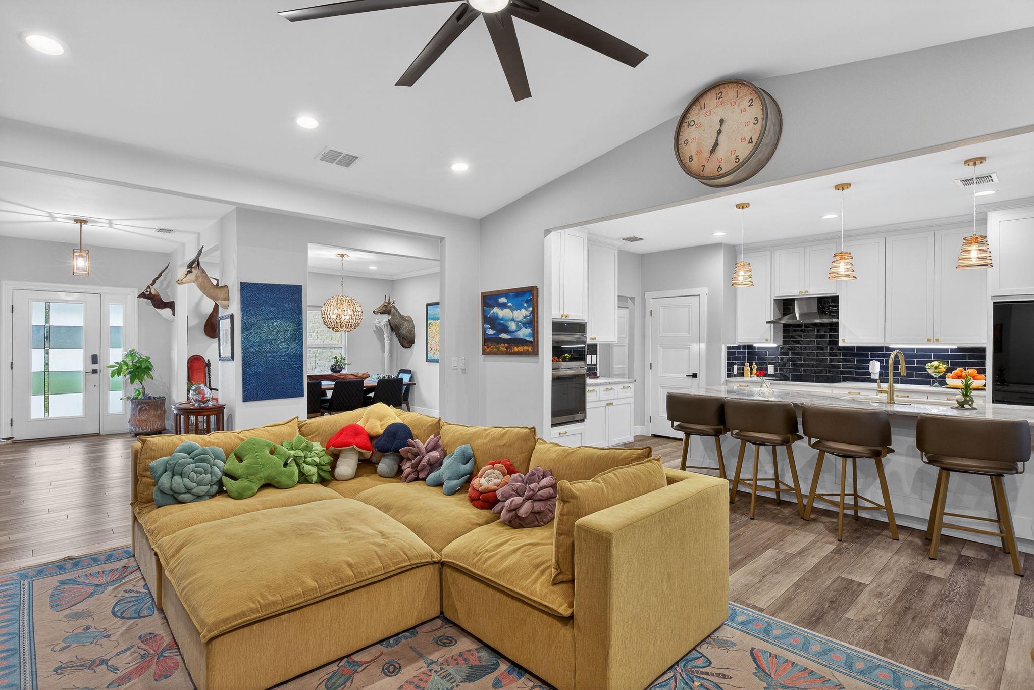 909 Belaire Dr, Granite Shoals, TX 78654