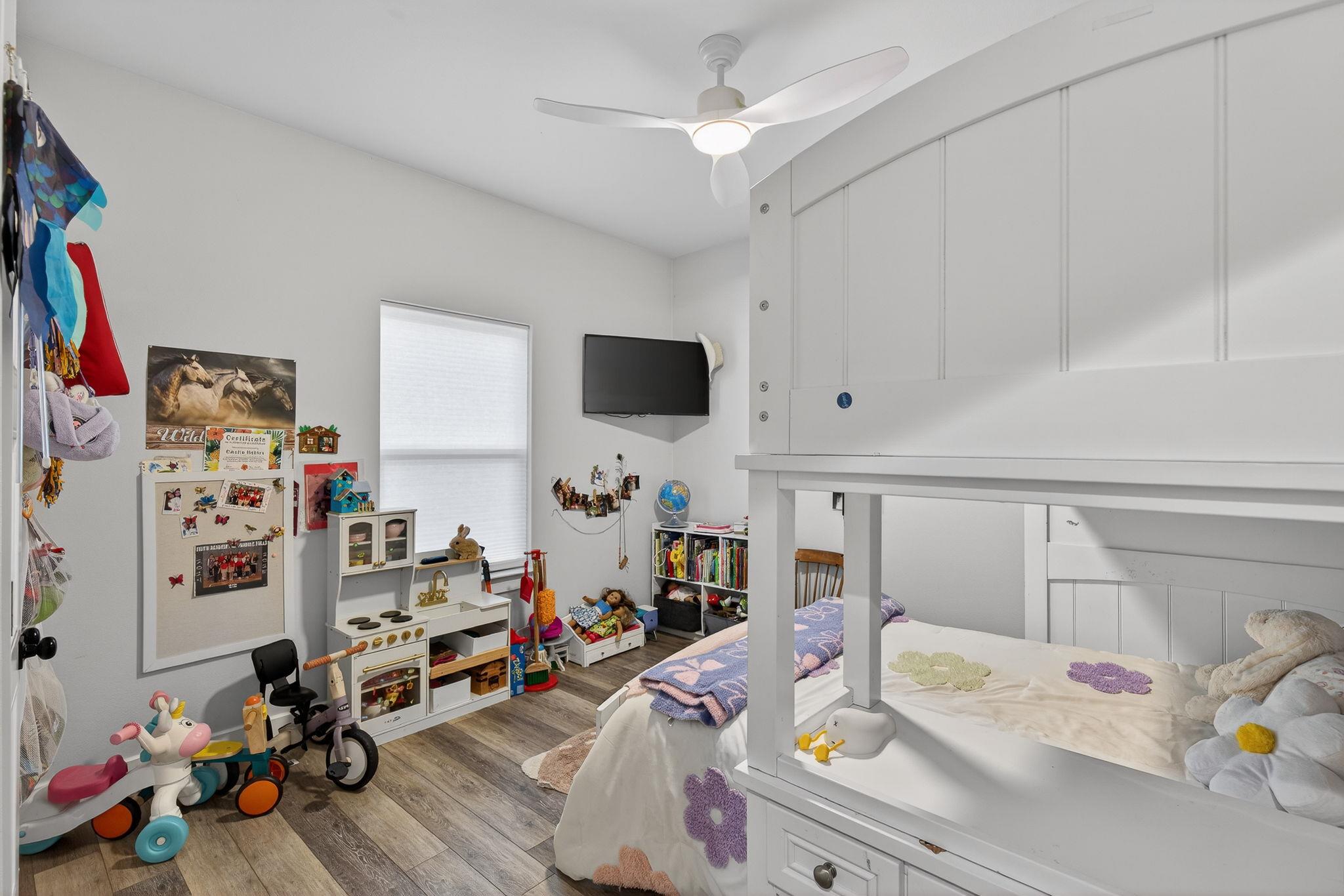 909 Belaire Dr, Granite Shoals, TX 78654