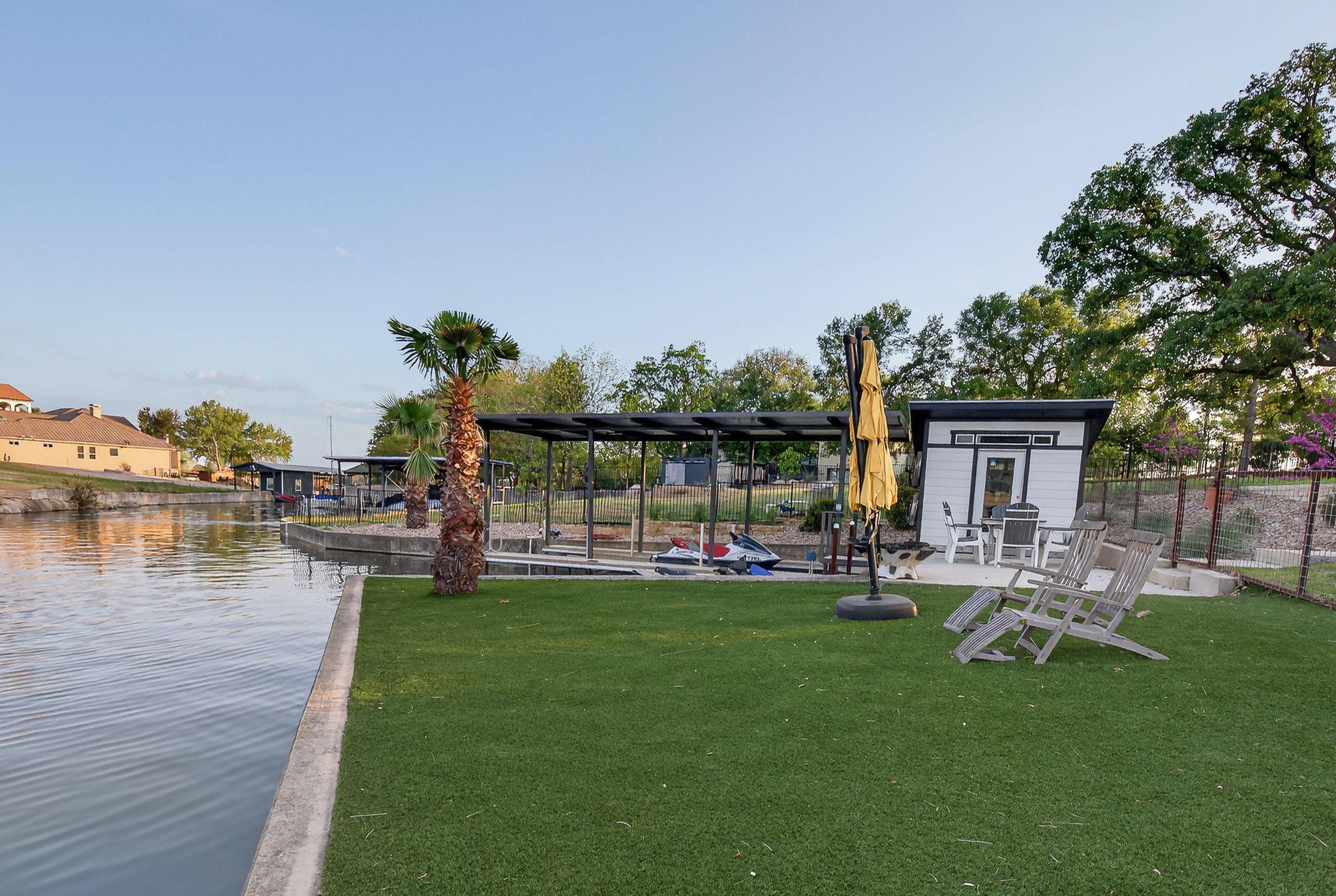 909 Belaire Dr, Granite Shoals, TX 78654