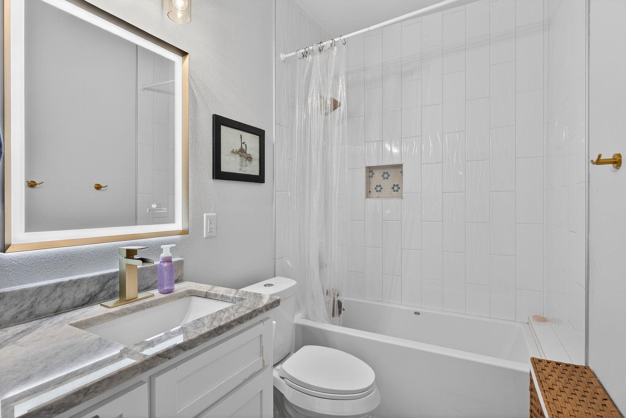 909 Belaire Dr, Granite Shoals, TX 78654