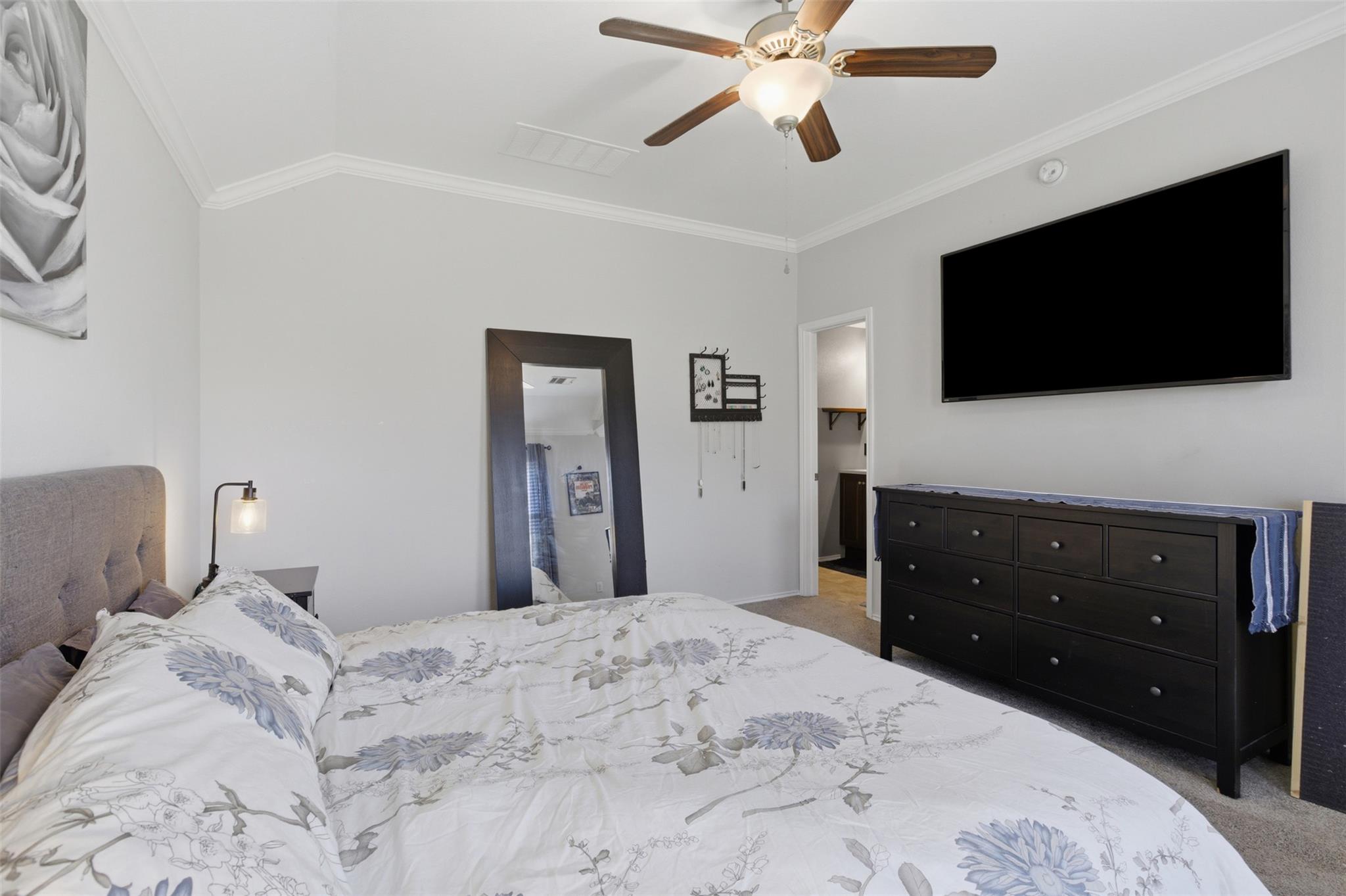 604 Mourning Dove Ln, Leander, TX 78641