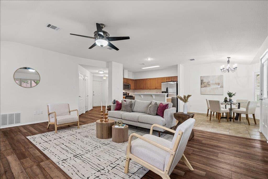 3205 Grasshopper Dr, Austin, TX 78748