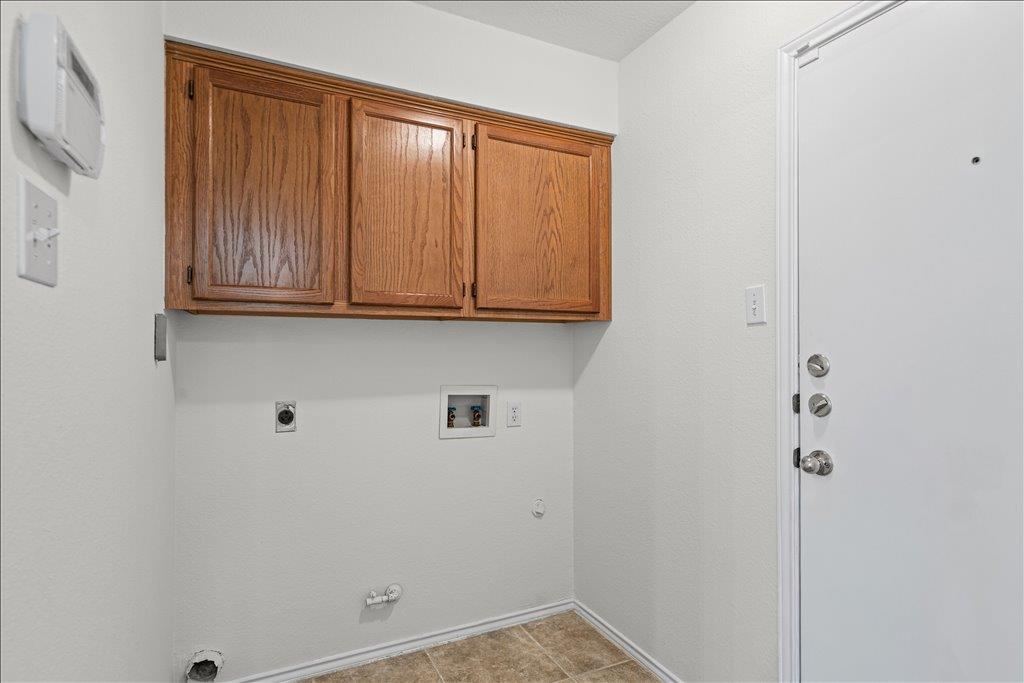 3205 Grasshopper Dr, Austin, TX 78748