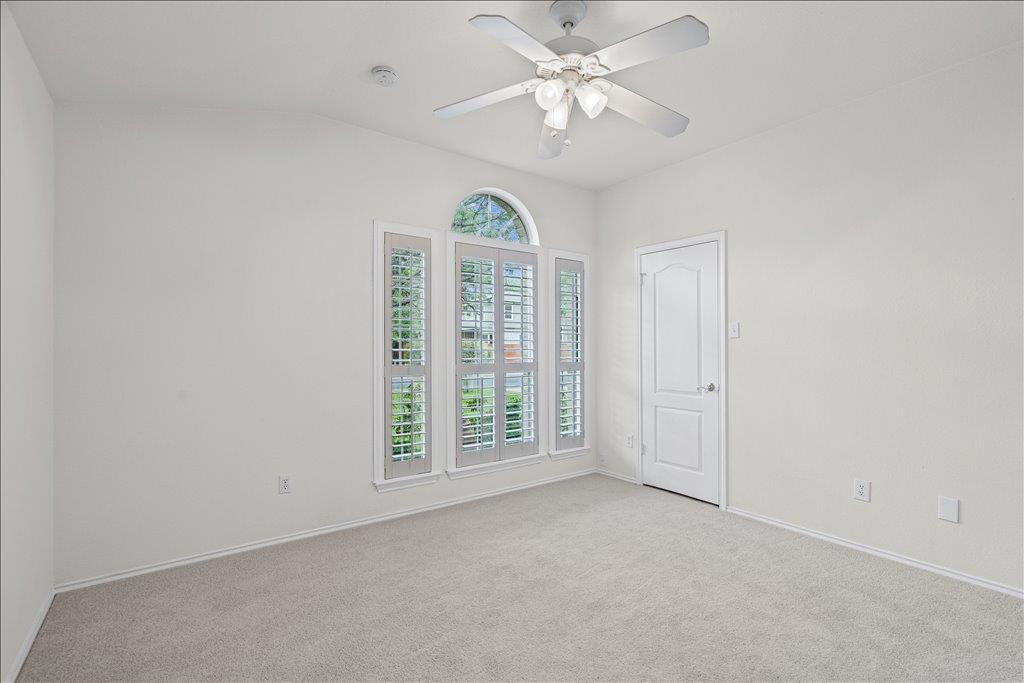 3205 Grasshopper Dr, Austin, TX 78748