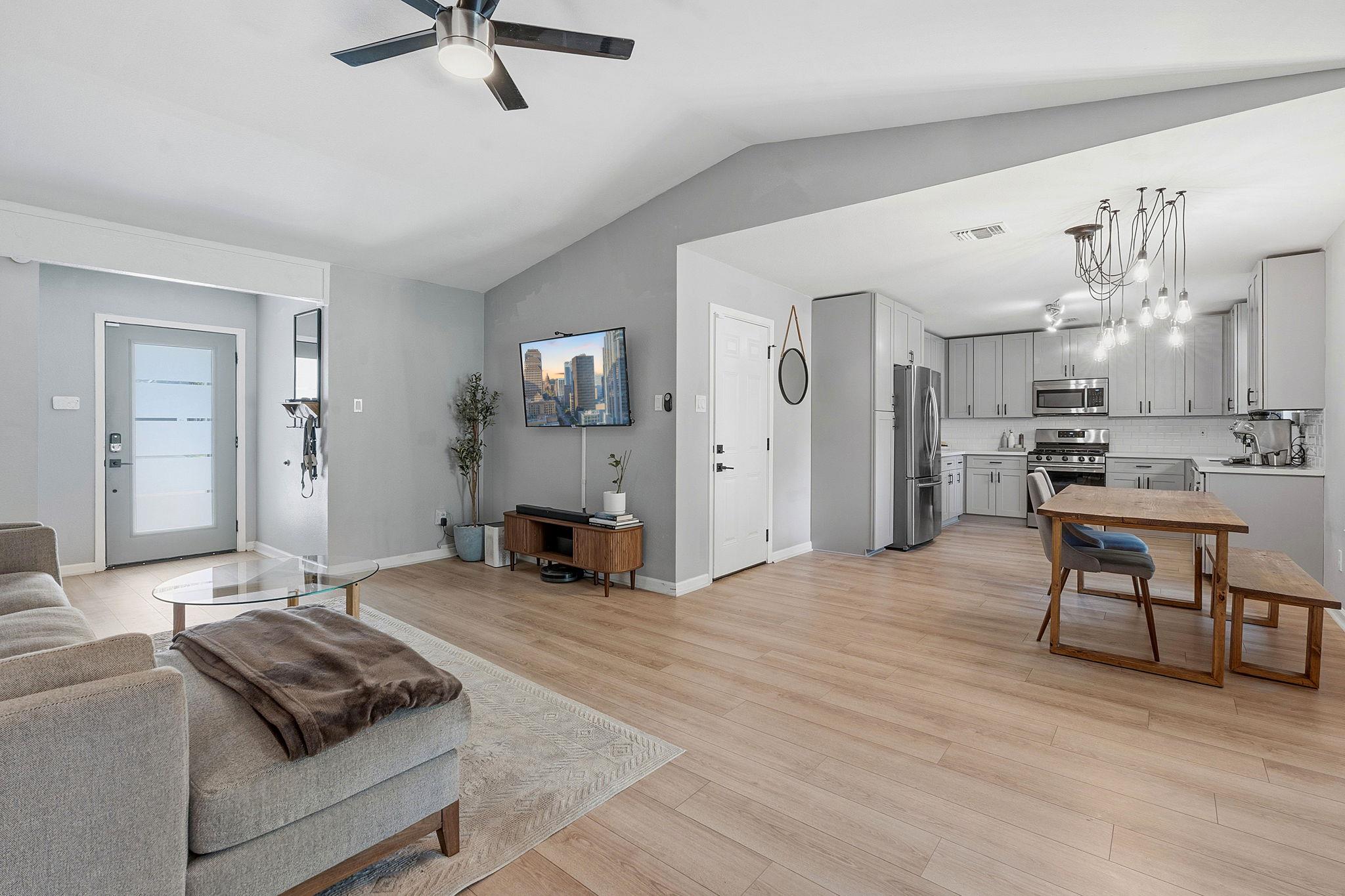 5804 Brook Valley Dr, Austin, TX 78724