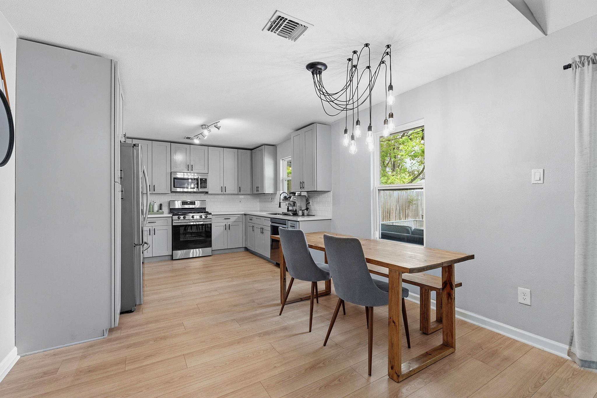 5804 Brook Valley Dr, Austin, TX 78724