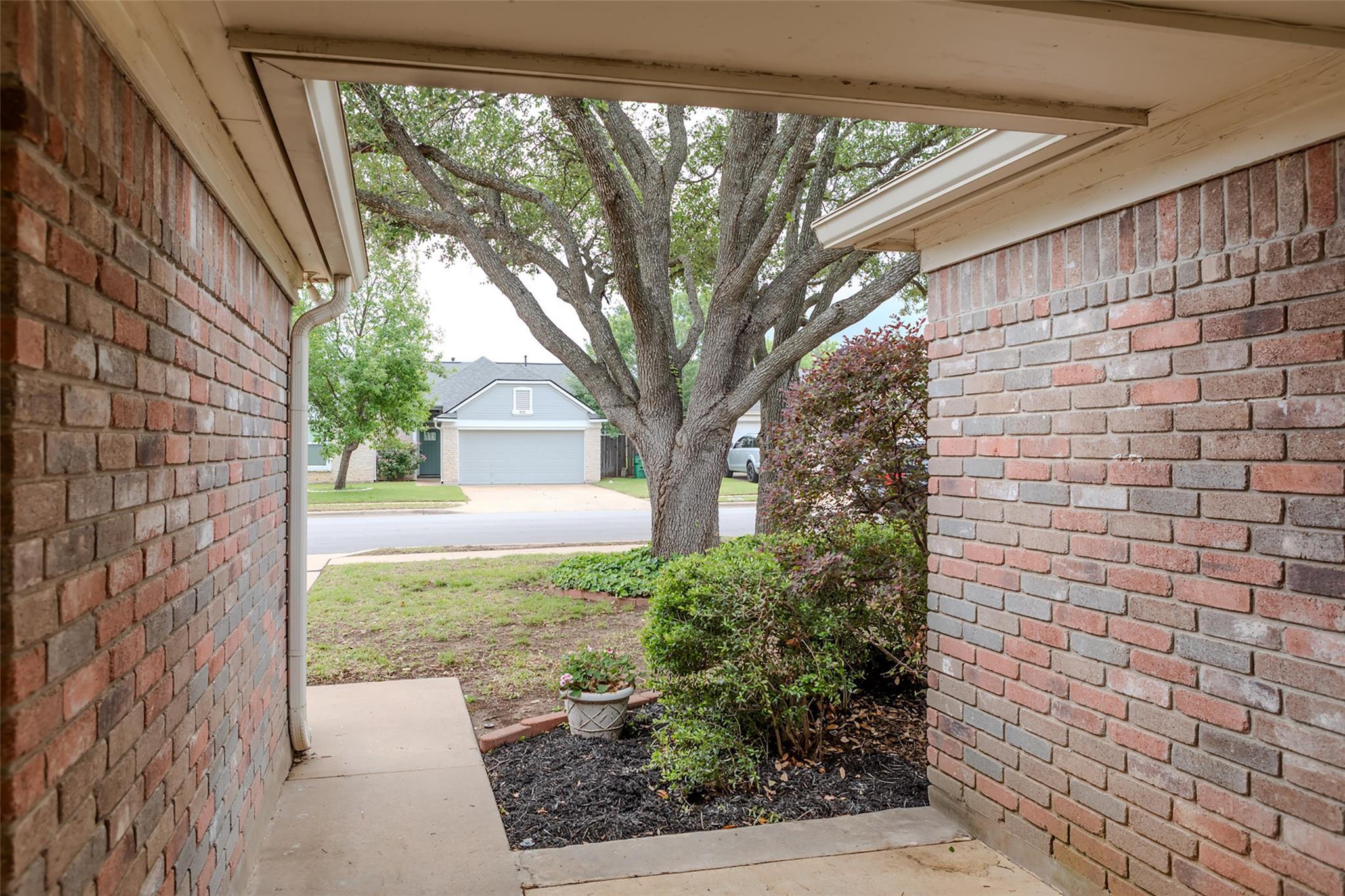 911 Deer Grove Dr, Cedar Park, TX 78613