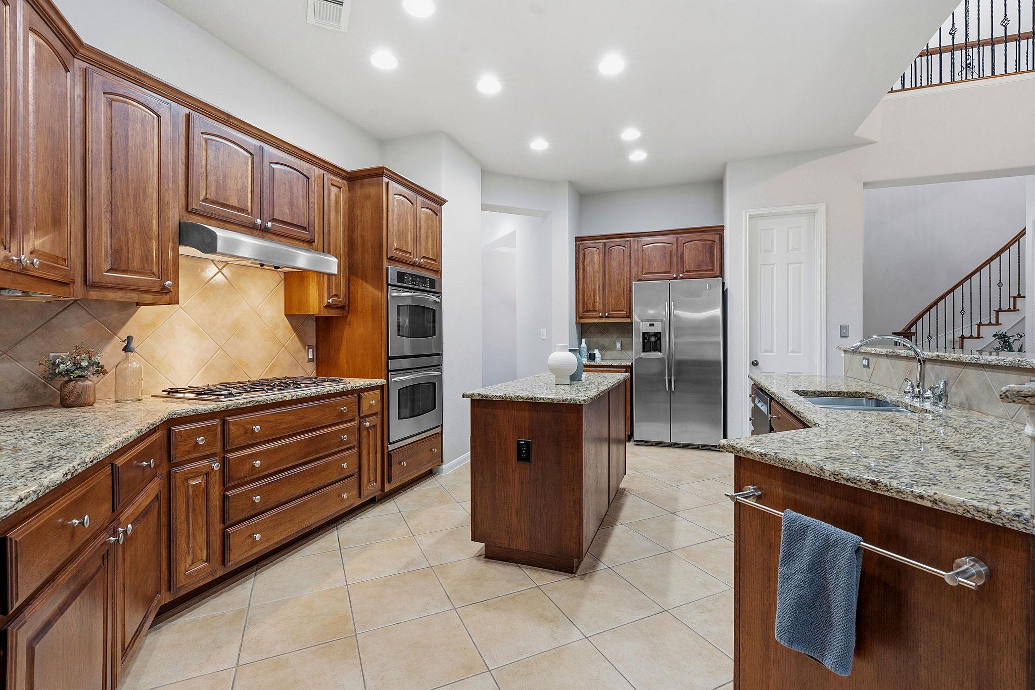 171 Brighton Ln Ln, Austin, TX 78737