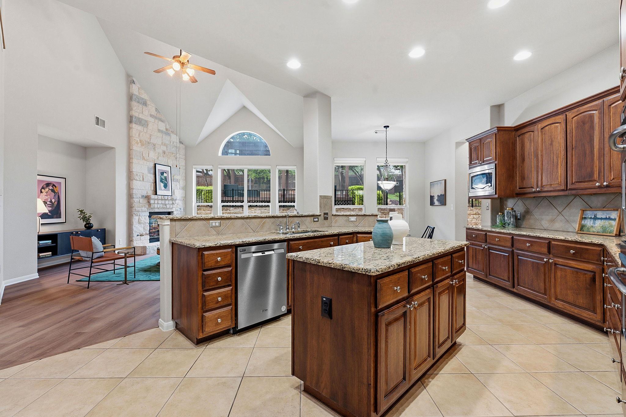 171 Brighton Ln Ln, Austin, TX 78737