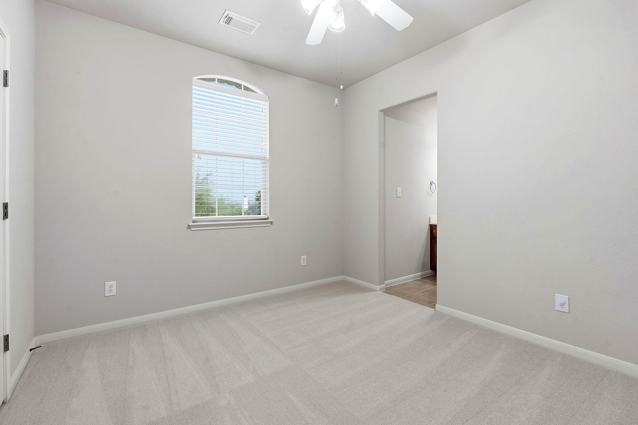 171 Brighton Ln Ln, Austin, TX 78737