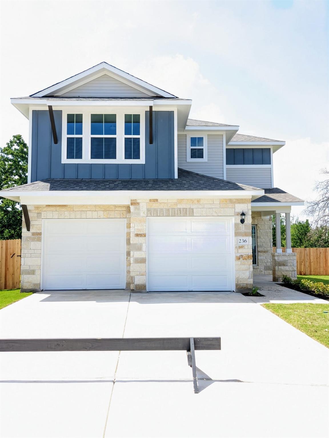 236 Tall Grass Dr, Georgetown, TX 78628