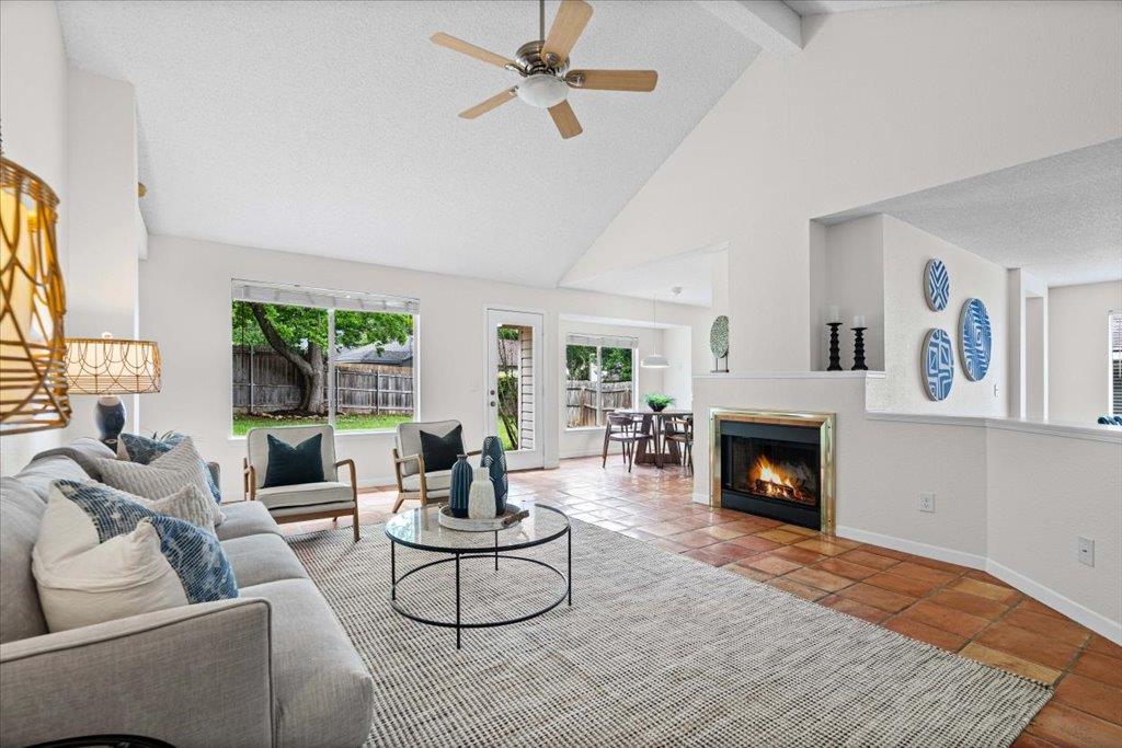 3003 Ammunition Dr, Austin, TX 78748