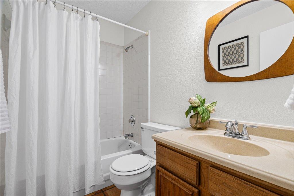 3003 Ammunition Dr, Austin, TX 78748