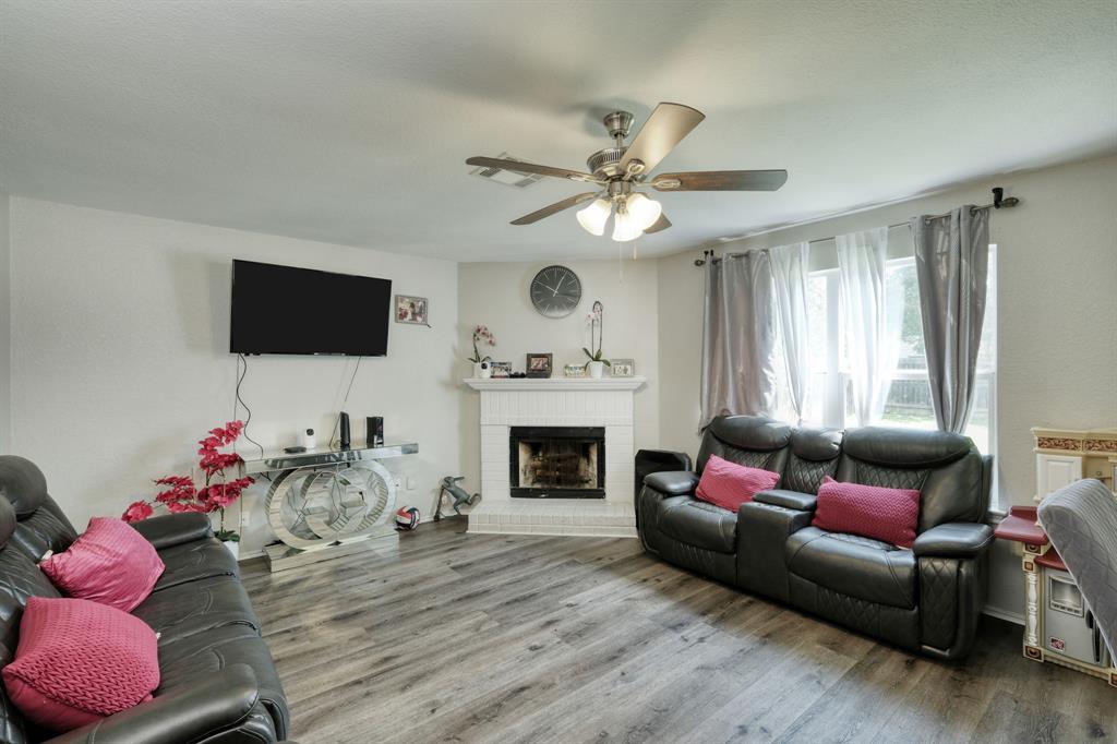 3808 Julianas Way, Round Rock, TX 78665