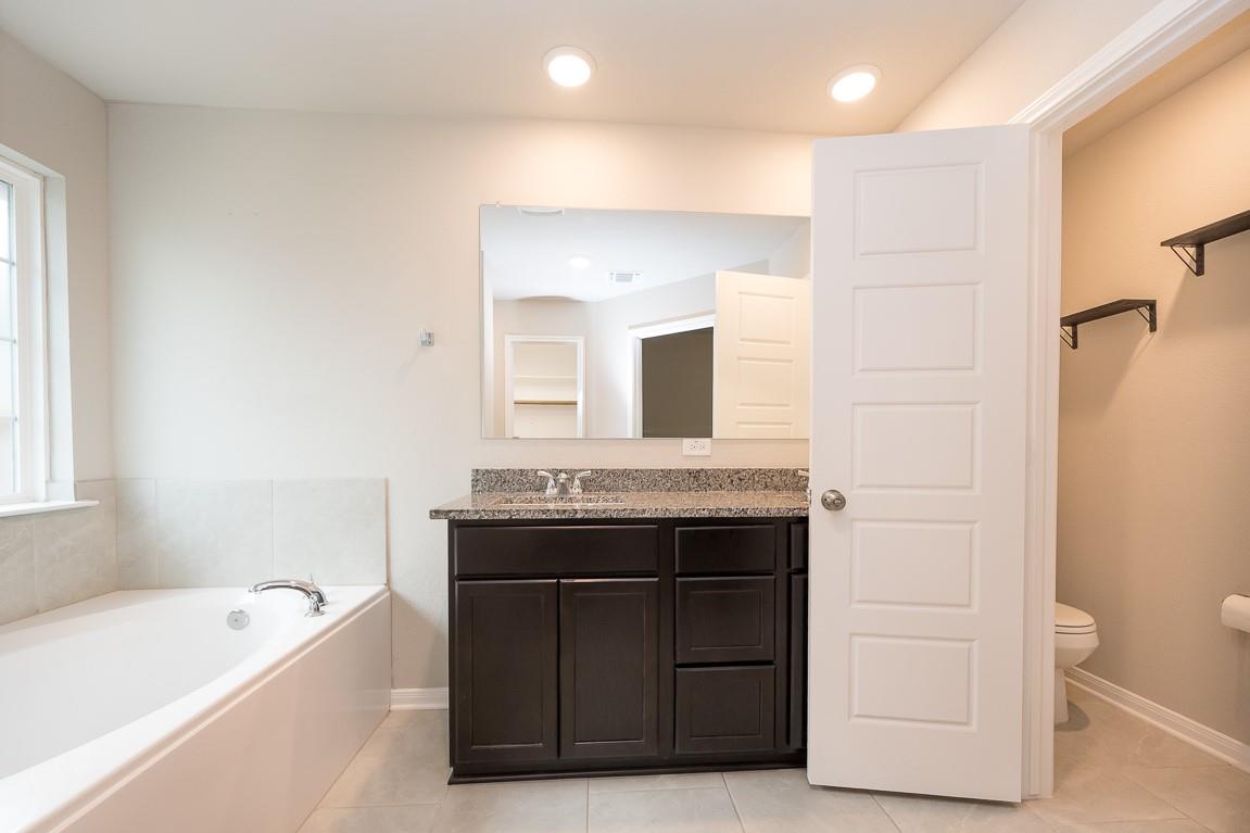 113 Lazy Lizzy Rd, Jarrell, TX 76537