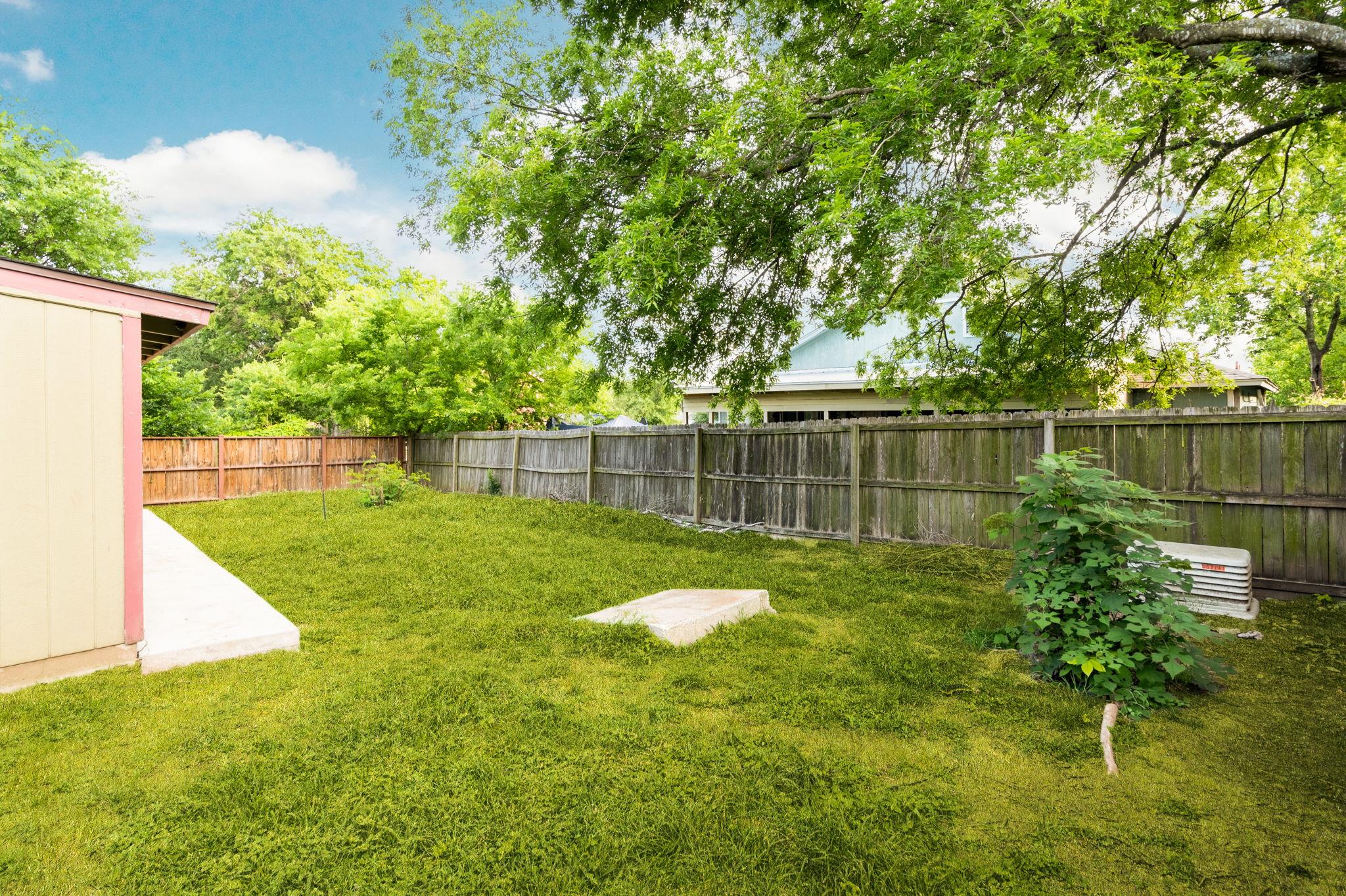 5611 Meadow Crst, Austin, TX 78744