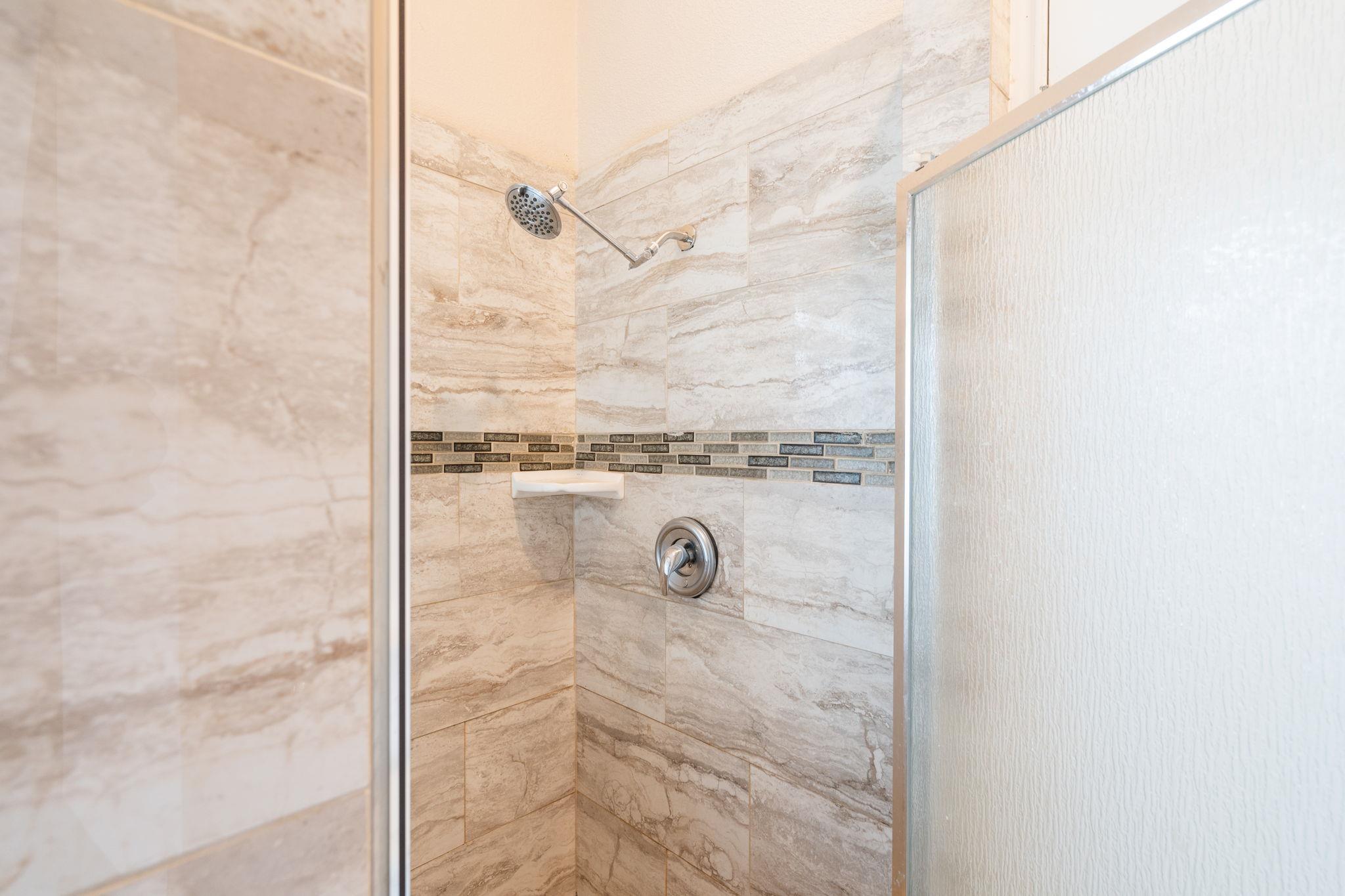 5611 Meadow Crst, Austin, TX 78744