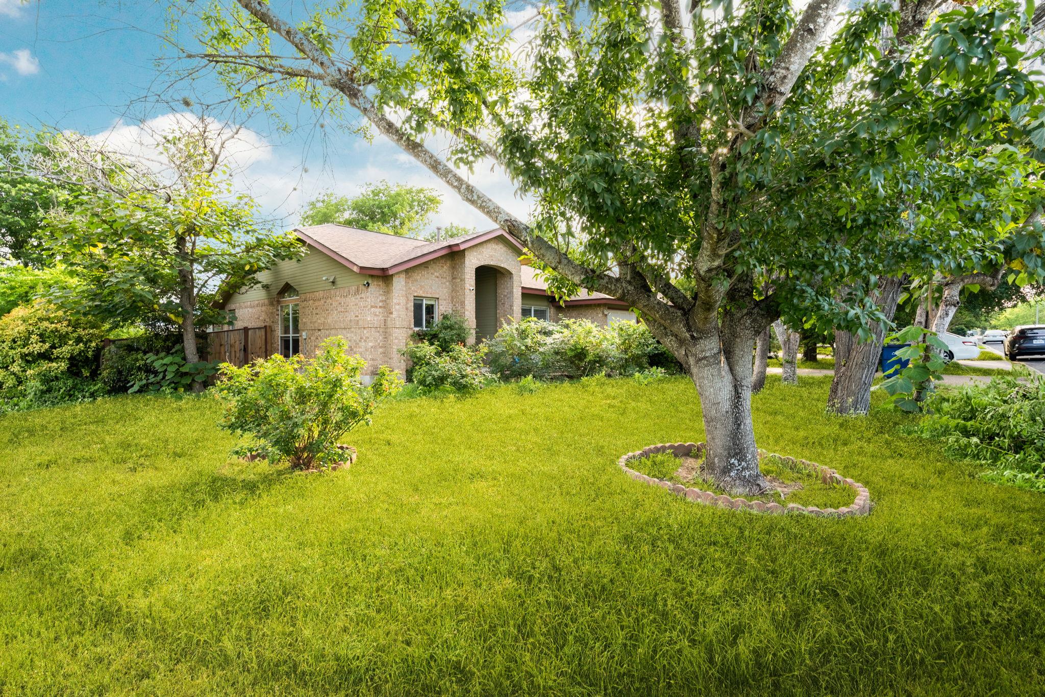 5611 Meadow Crst, Austin, TX 78744