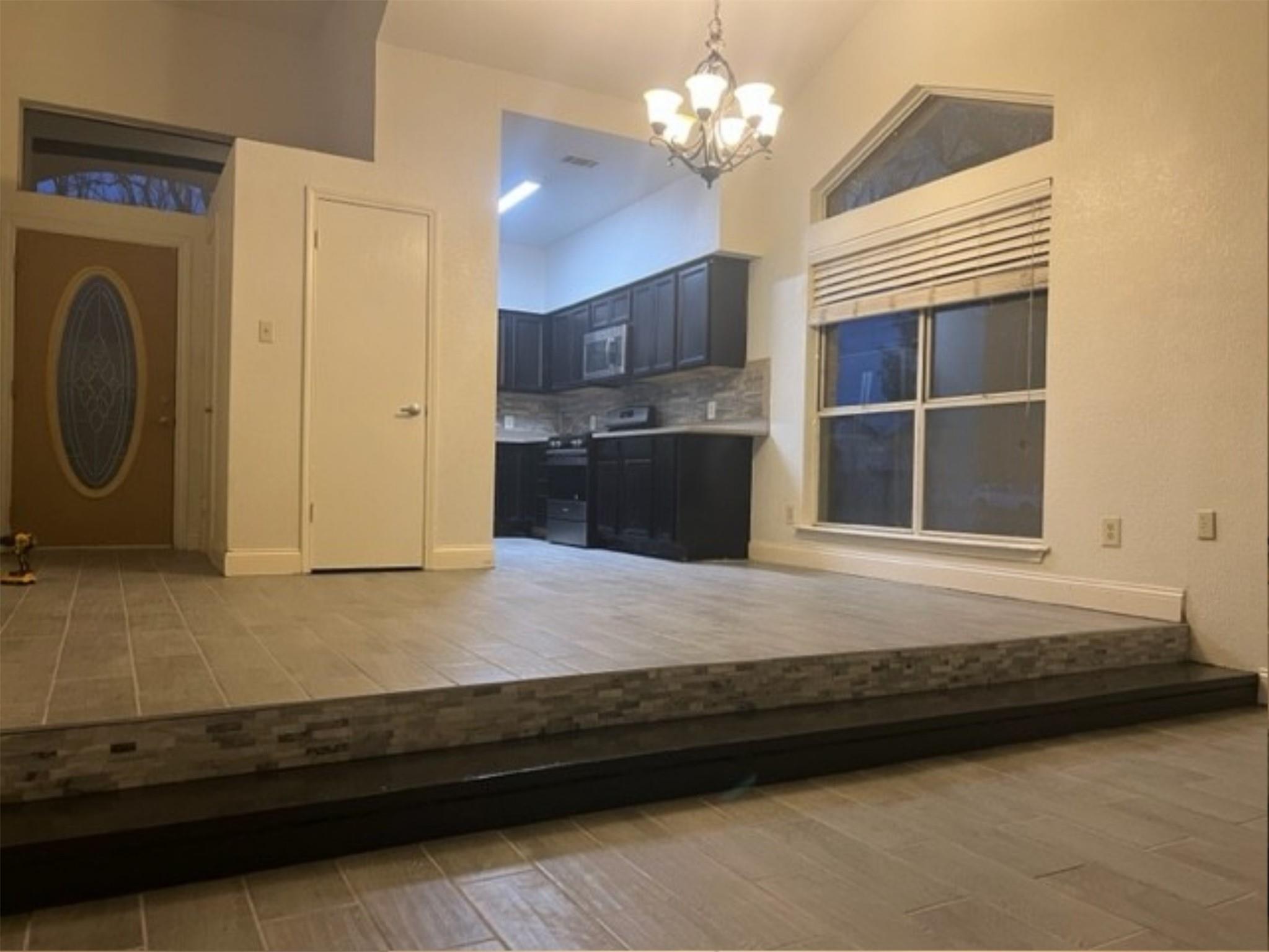 5611 Meadow Crst, Austin, TX 78744