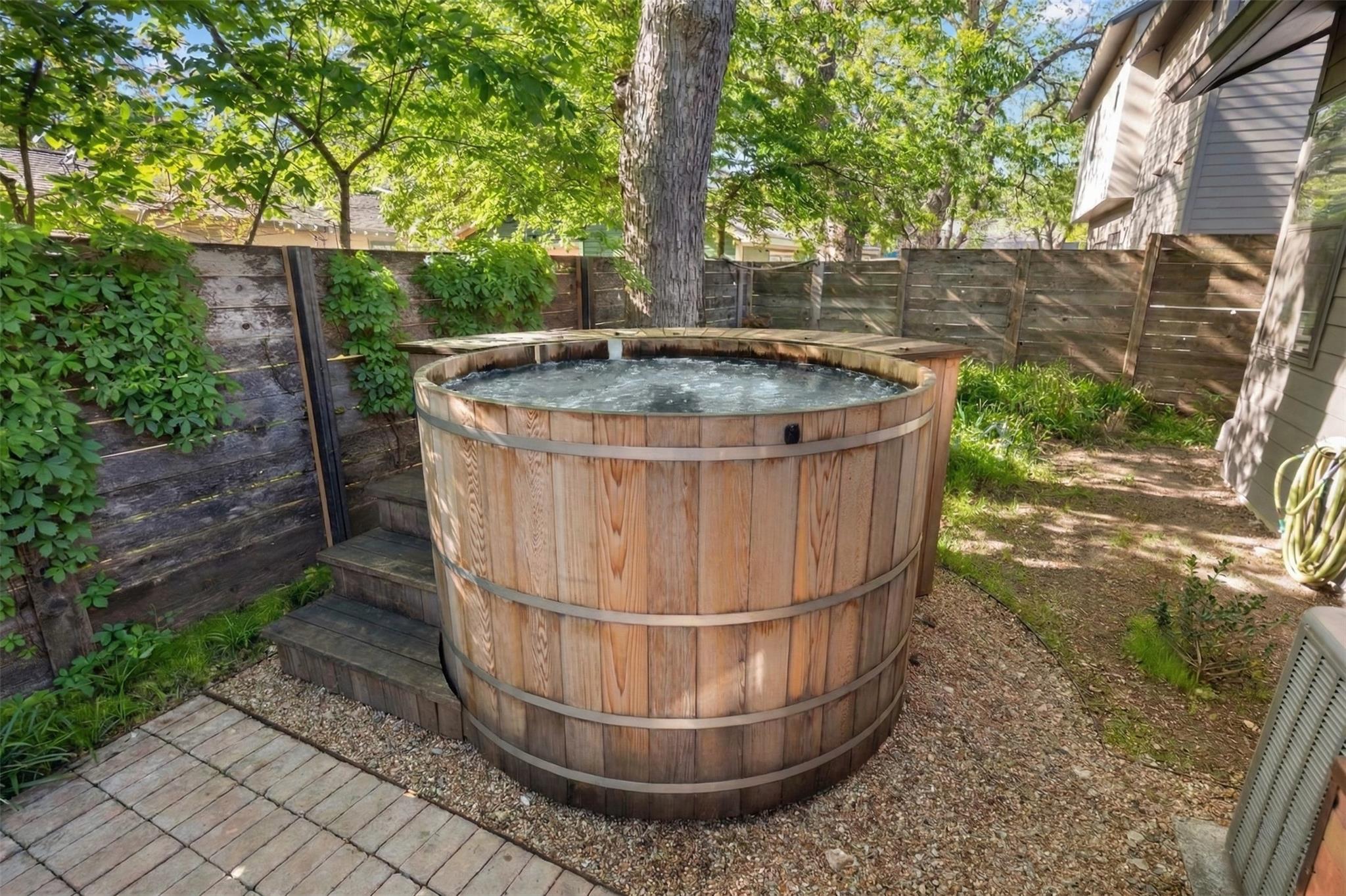 2500 E 3rd St # B, Austin, TX 78702