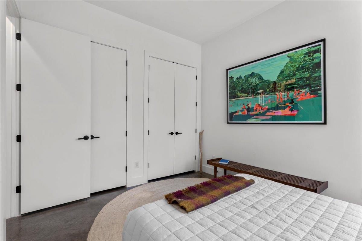 2500 E 3rd St # B, Austin, TX 78702