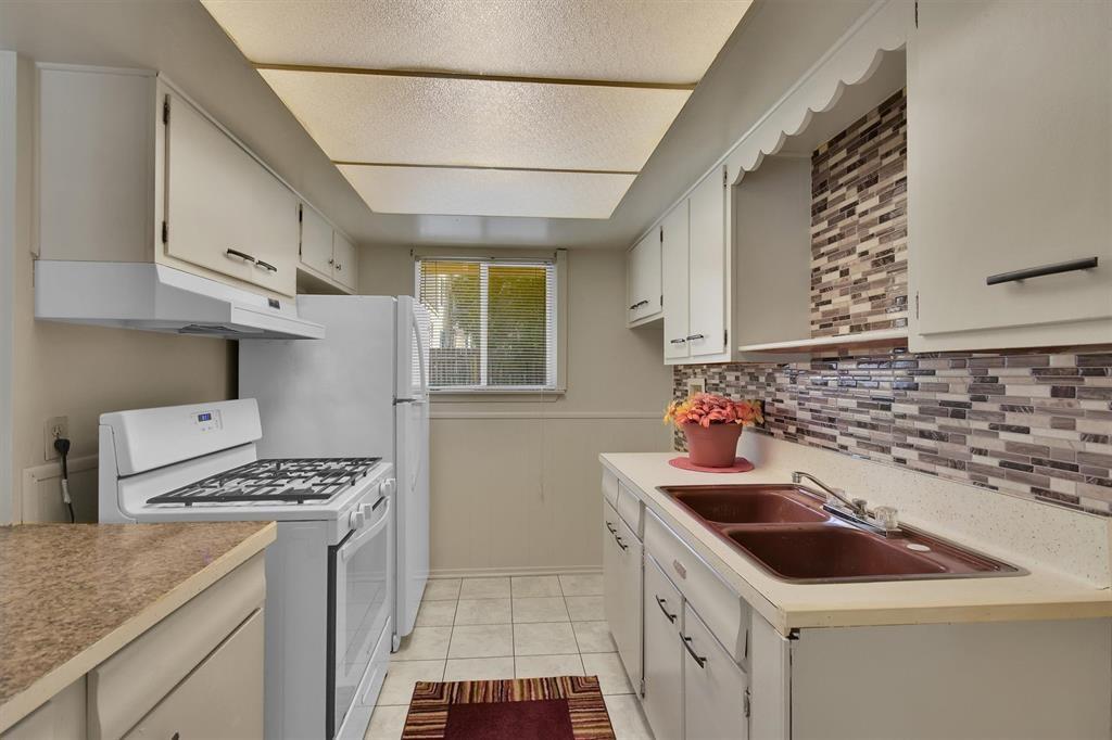 1902 Fair Oaks Dr, Austin, TX 78745