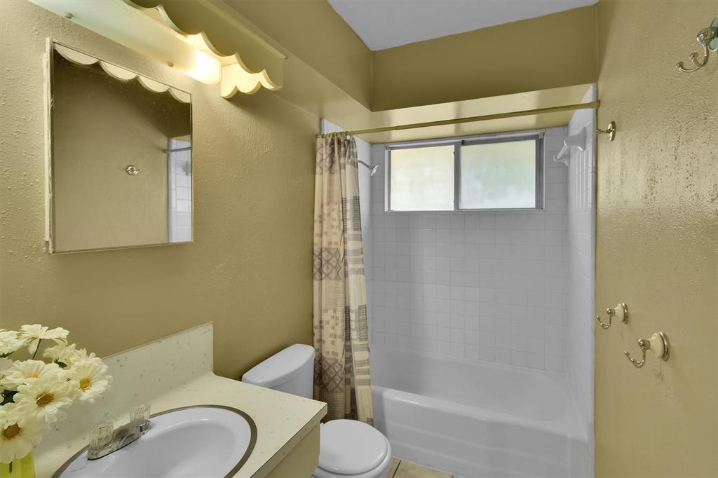 1902 Fair Oaks Dr, Austin, TX 78745