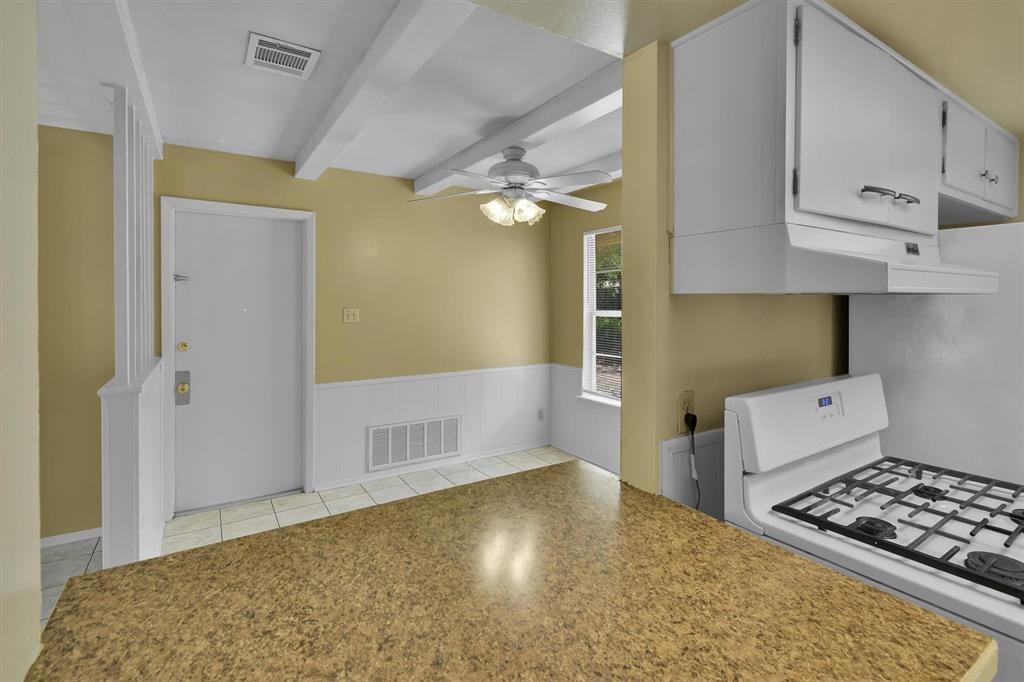 1902 Fair Oaks Dr, Austin, TX 78745