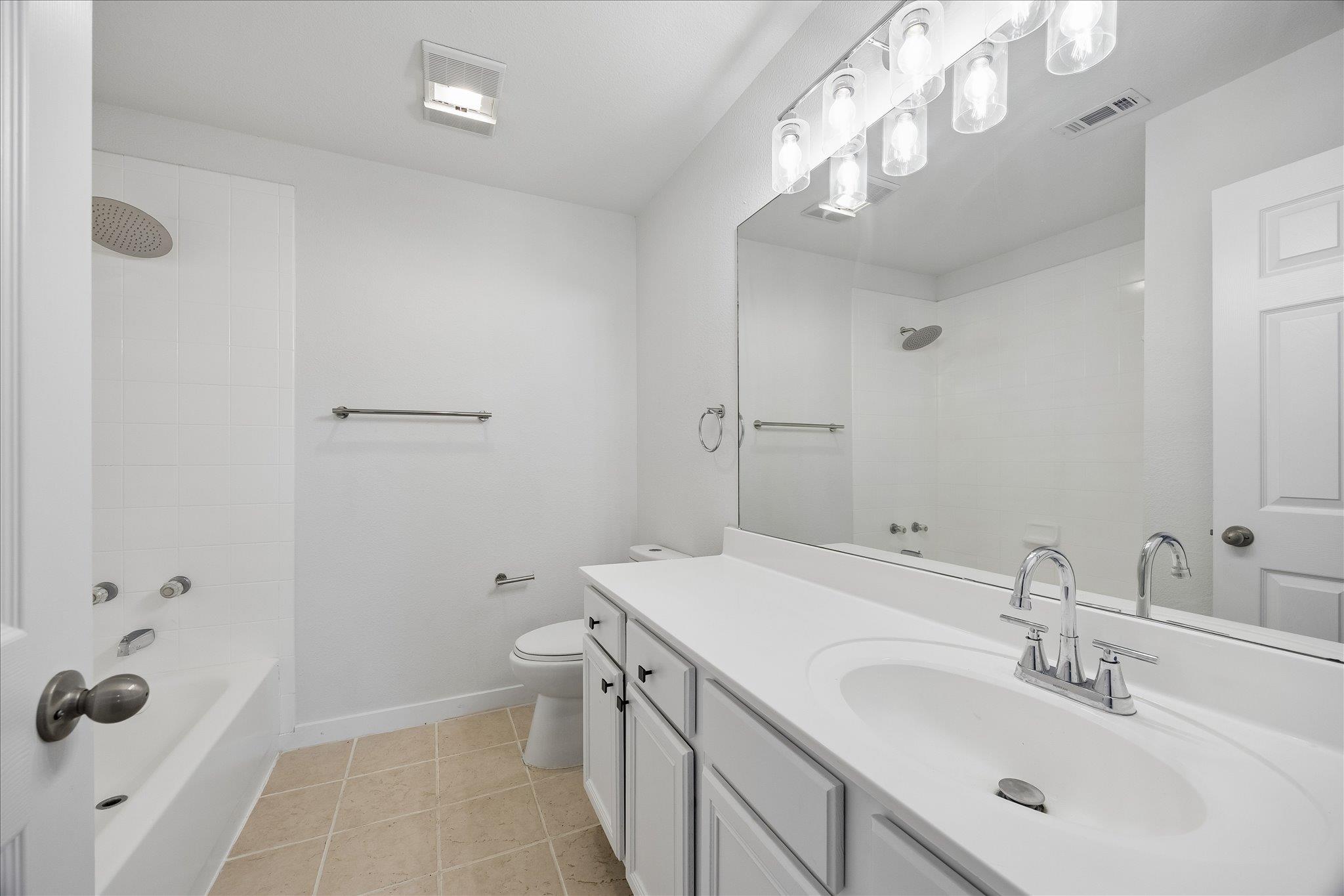 1751 Joy Spg, New Braunfels, TX 78130