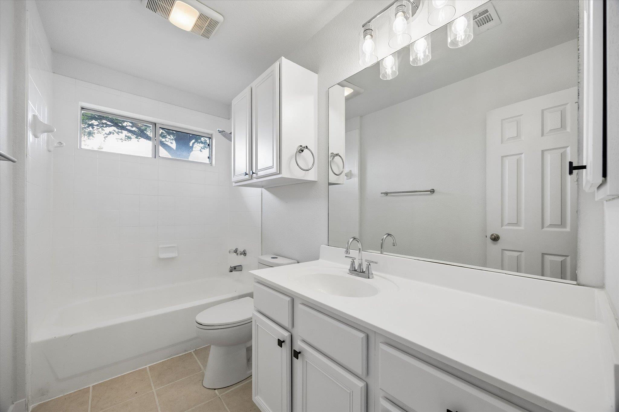 1751 Joy Spg, New Braunfels, TX 78130