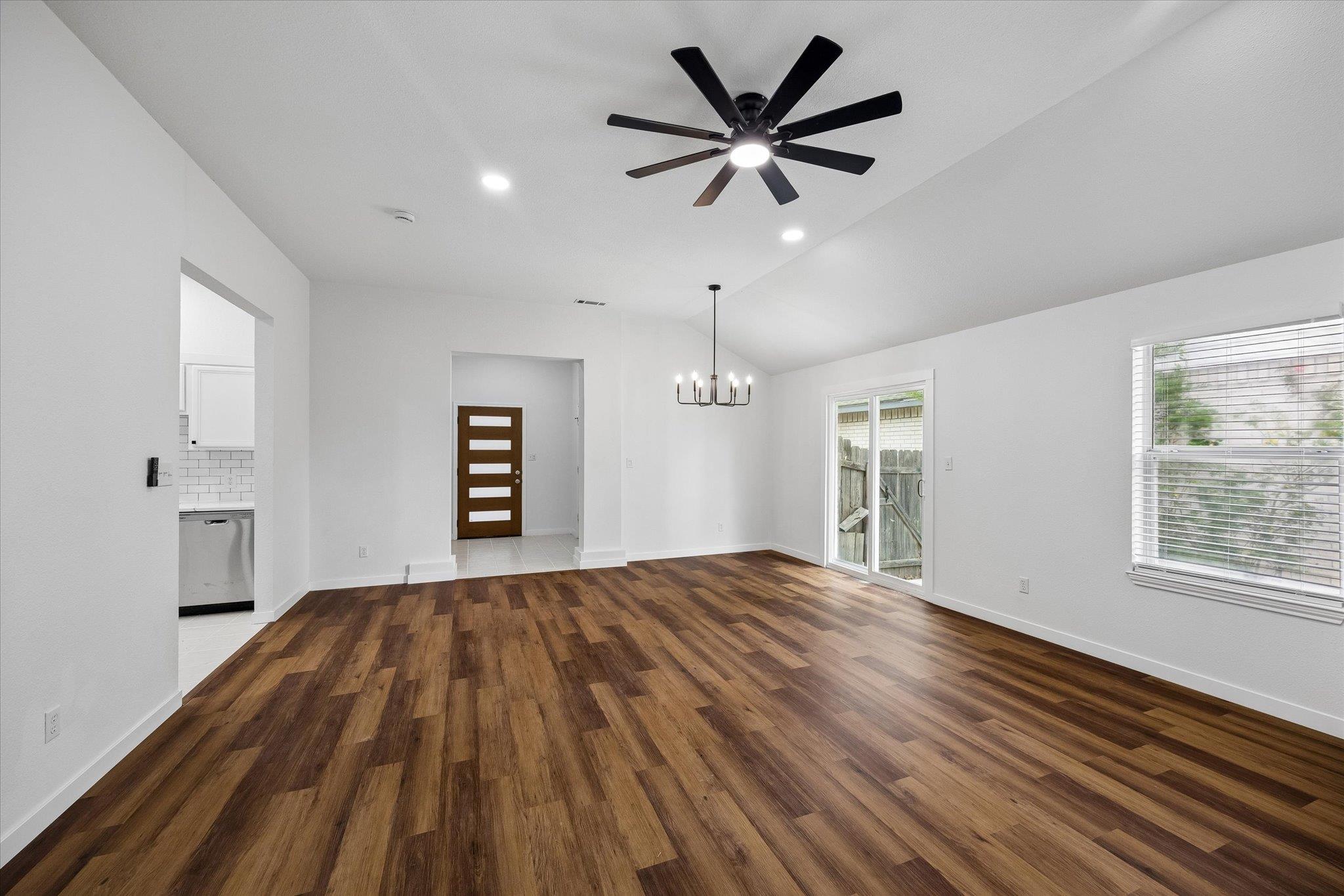 1751 Joy Spg, New Braunfels, TX 78130