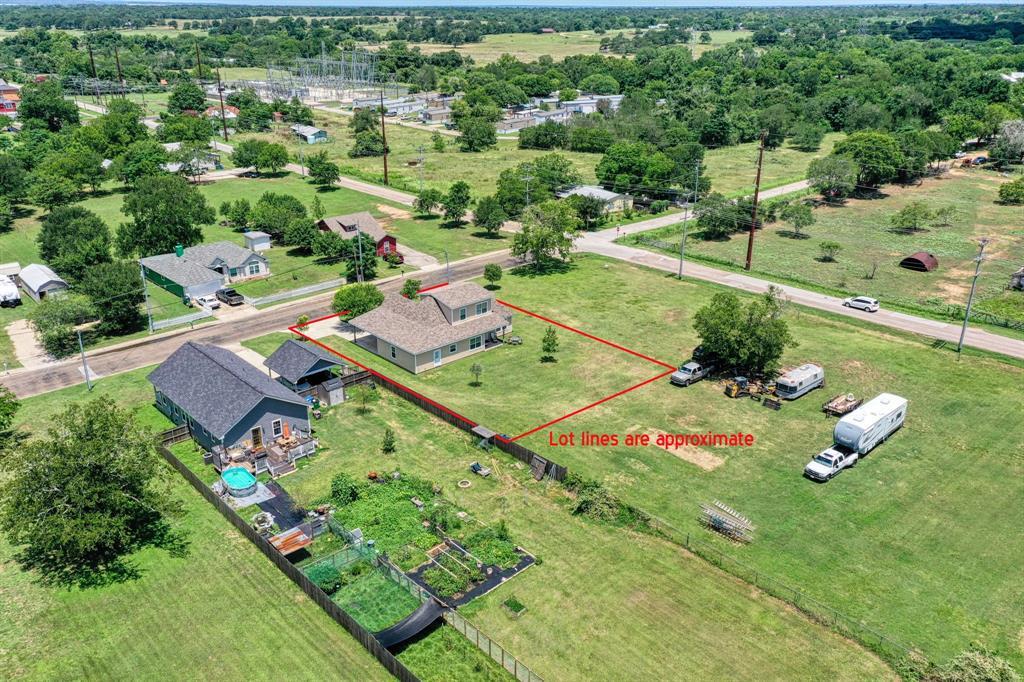 2409 Pecan St, Bastrop, TX 78602