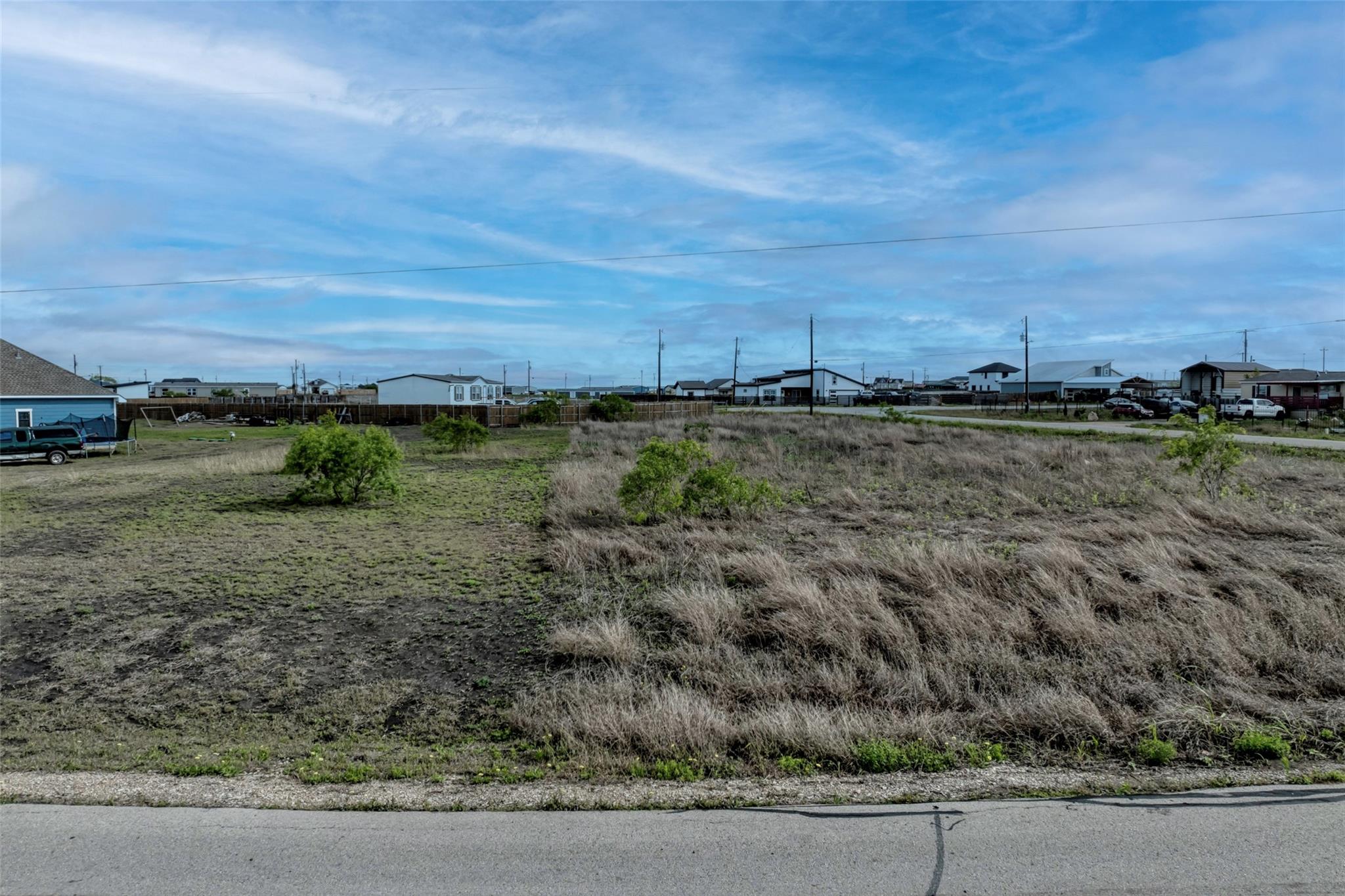 256 Bianca Cir, Del Valle, TX 78617