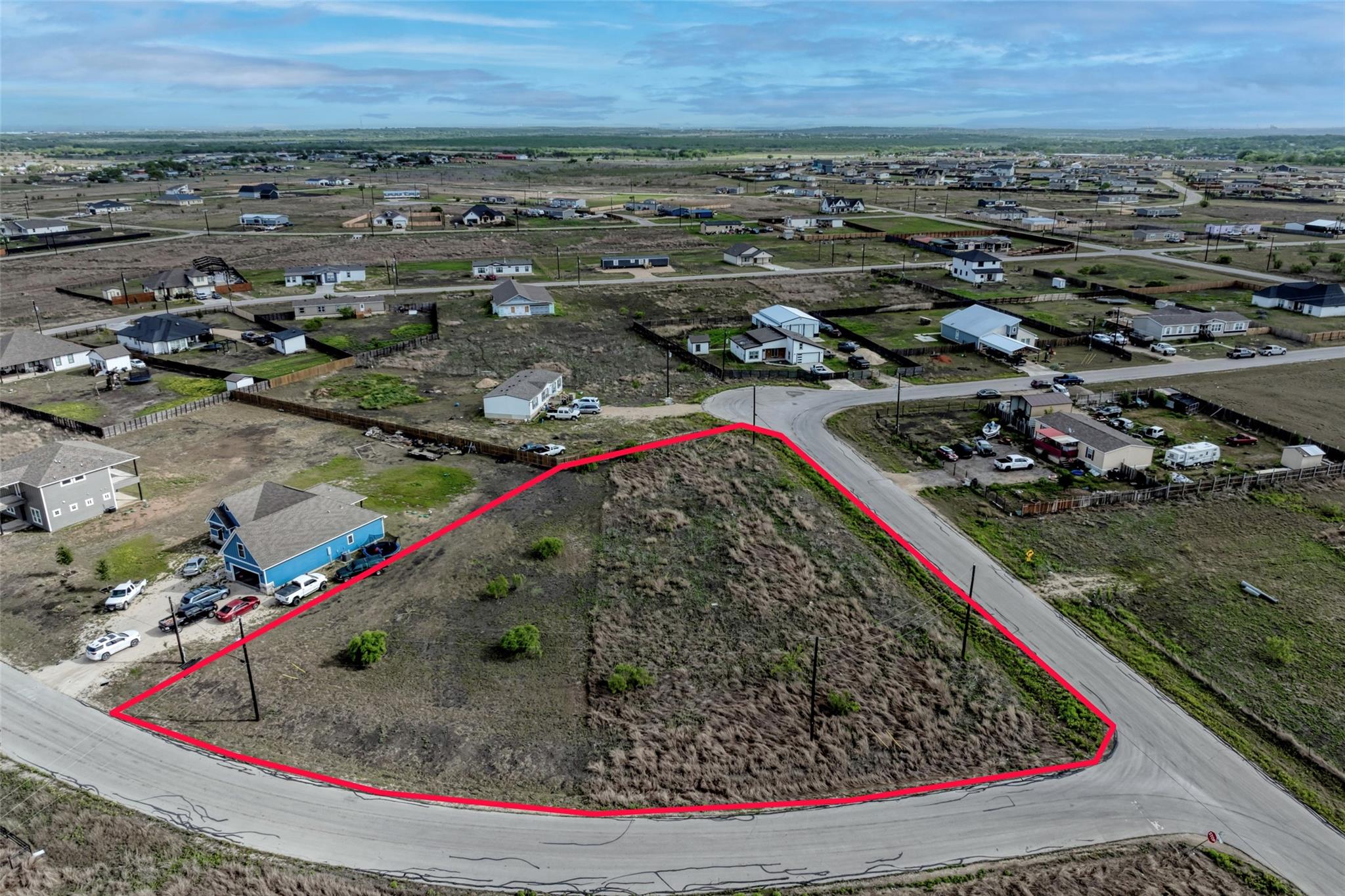 256 Bianca Cir, Del Valle, TX 78617