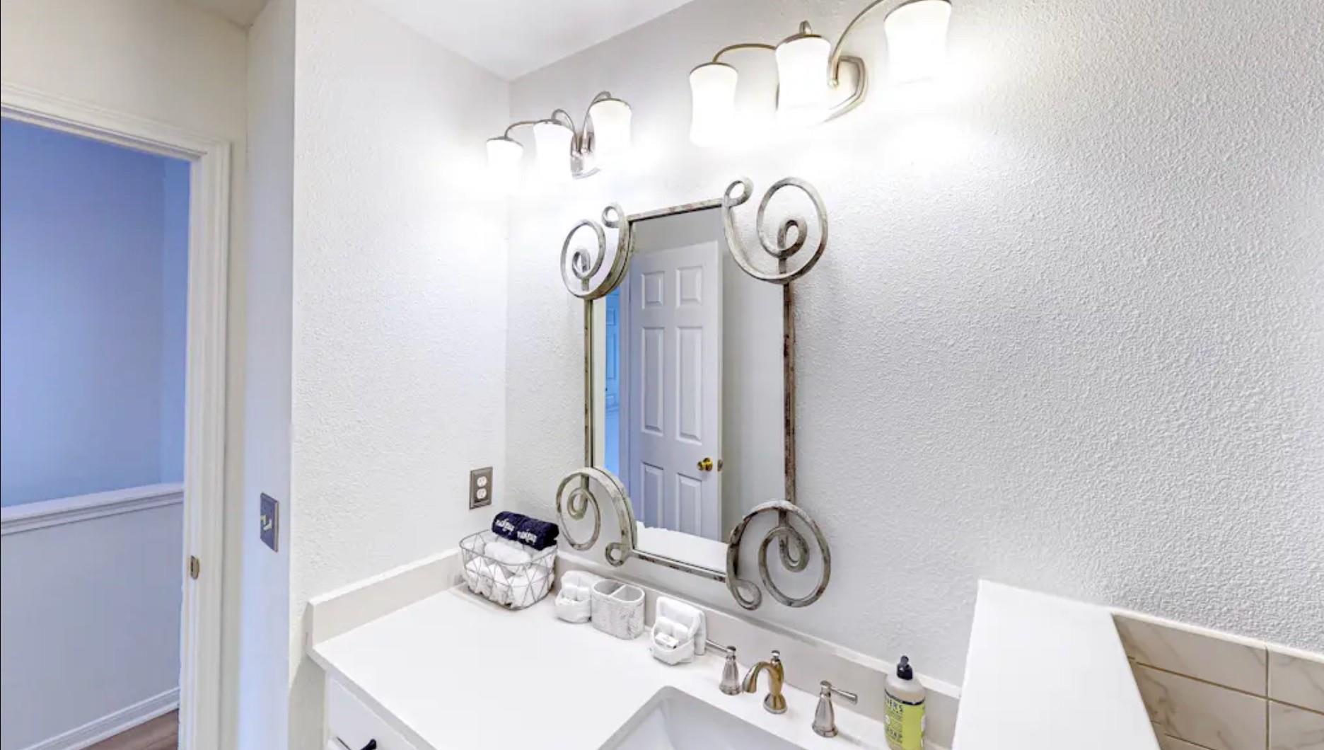 200 Ashford Park Blvd, Buda, TX 78610