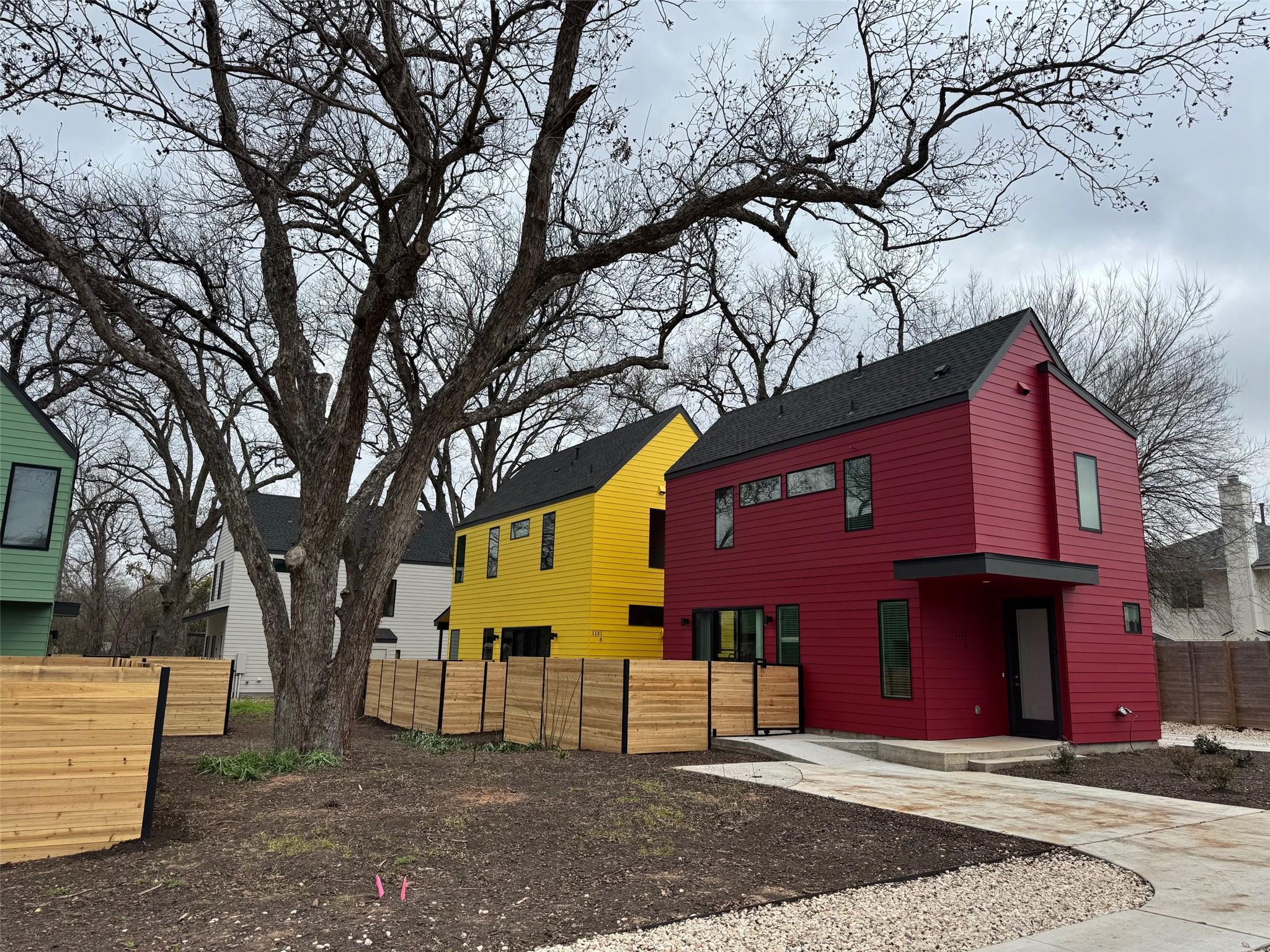 1131 Walton Ln # 6, Austin, TX 78721