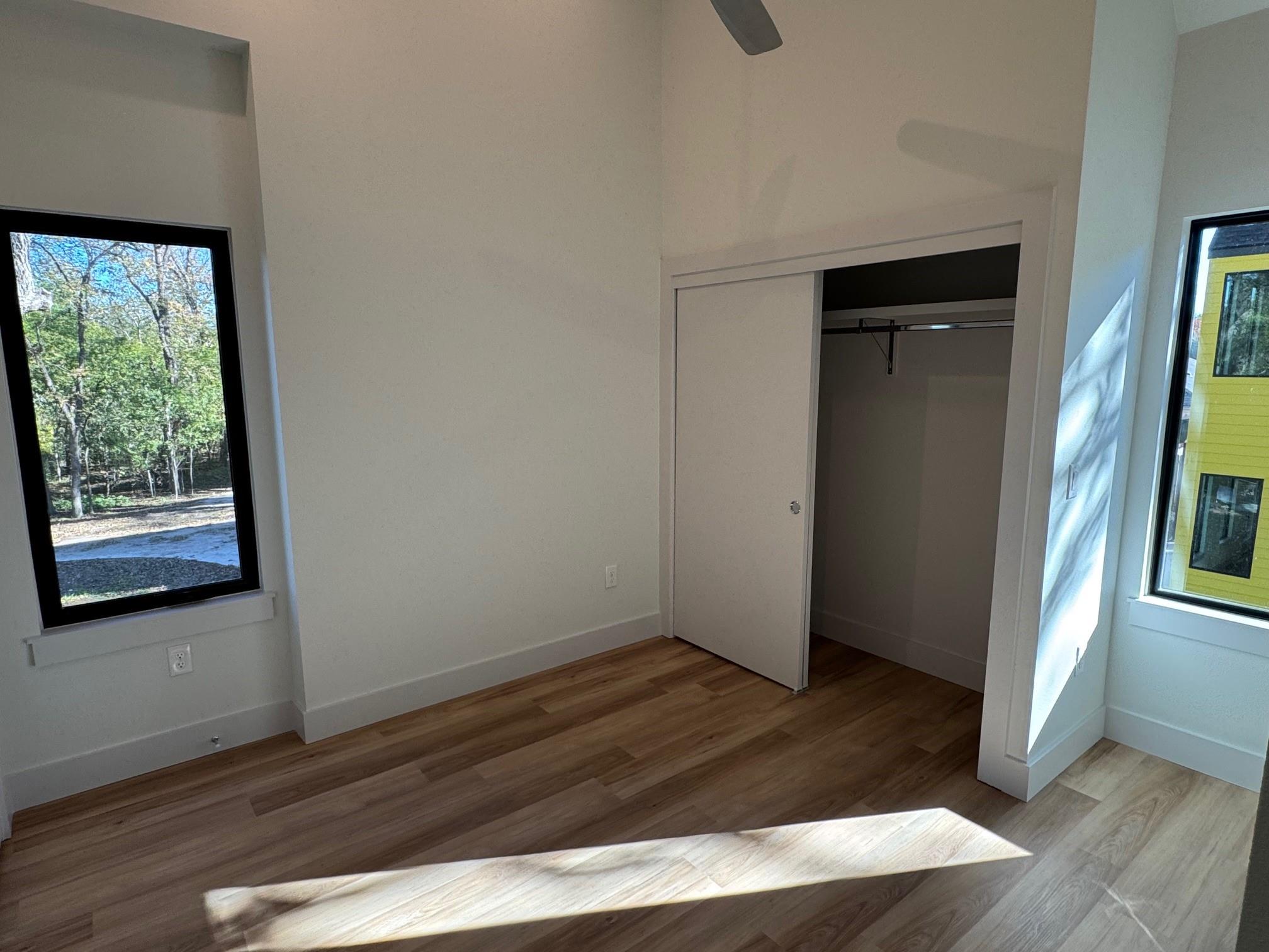 1131 Walton Ln # 6, Austin, TX 78721