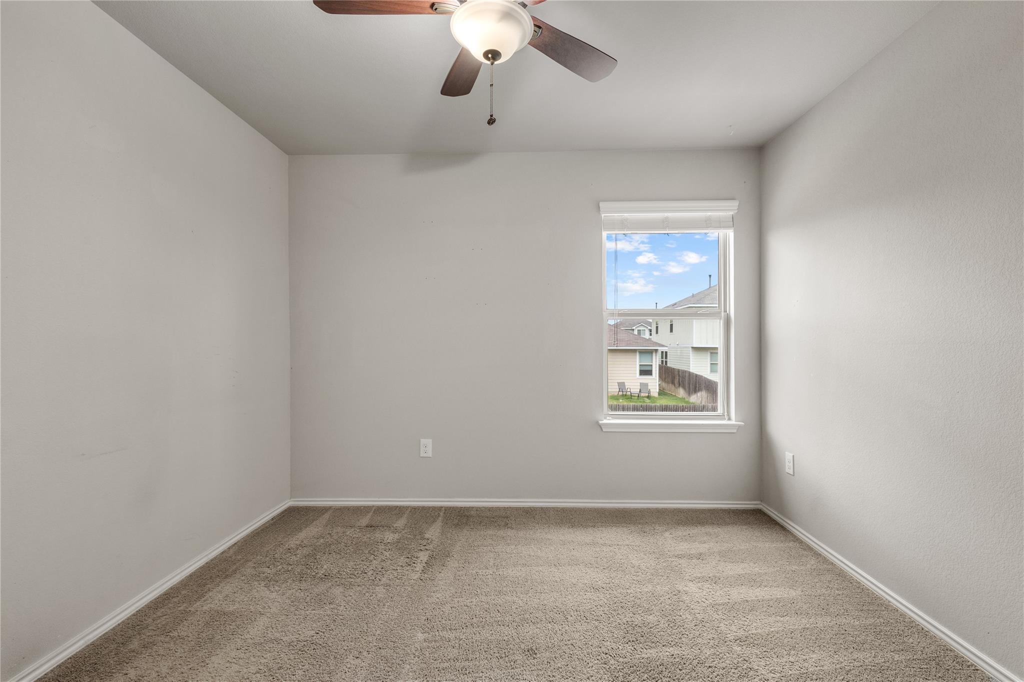 397 Limerick Rd, Buda, TX 78610