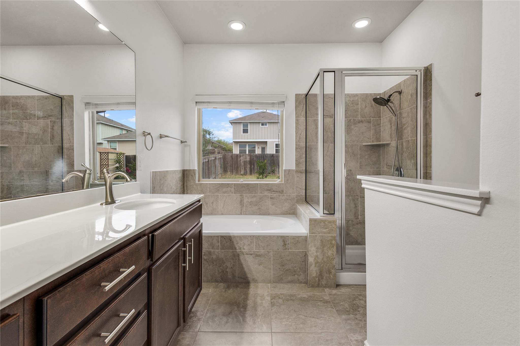 397 Limerick Rd, Buda, TX 78610