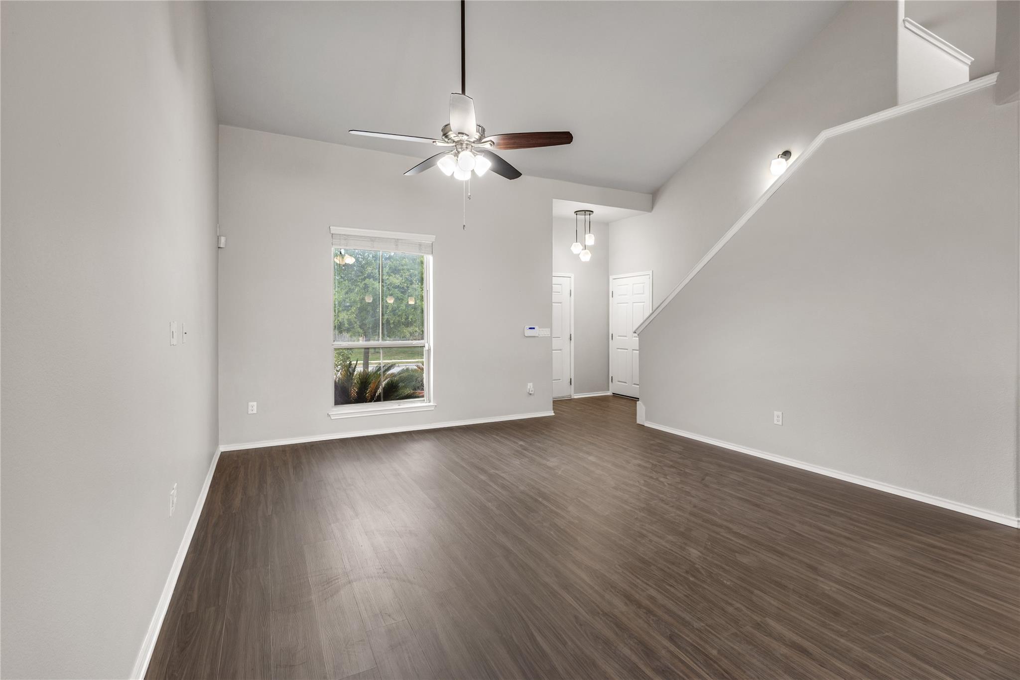 397 Limerick Rd, Buda, TX 78610