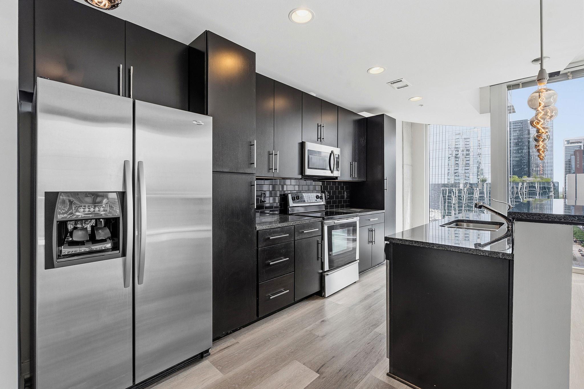 360 Nueces St # 1701, Austin, TX 78701