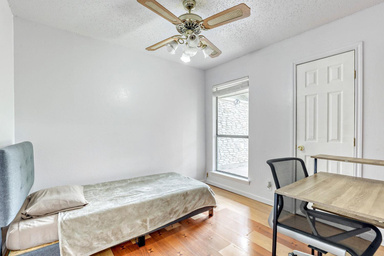 12808 Irongate Ave, Austin, TX 78727